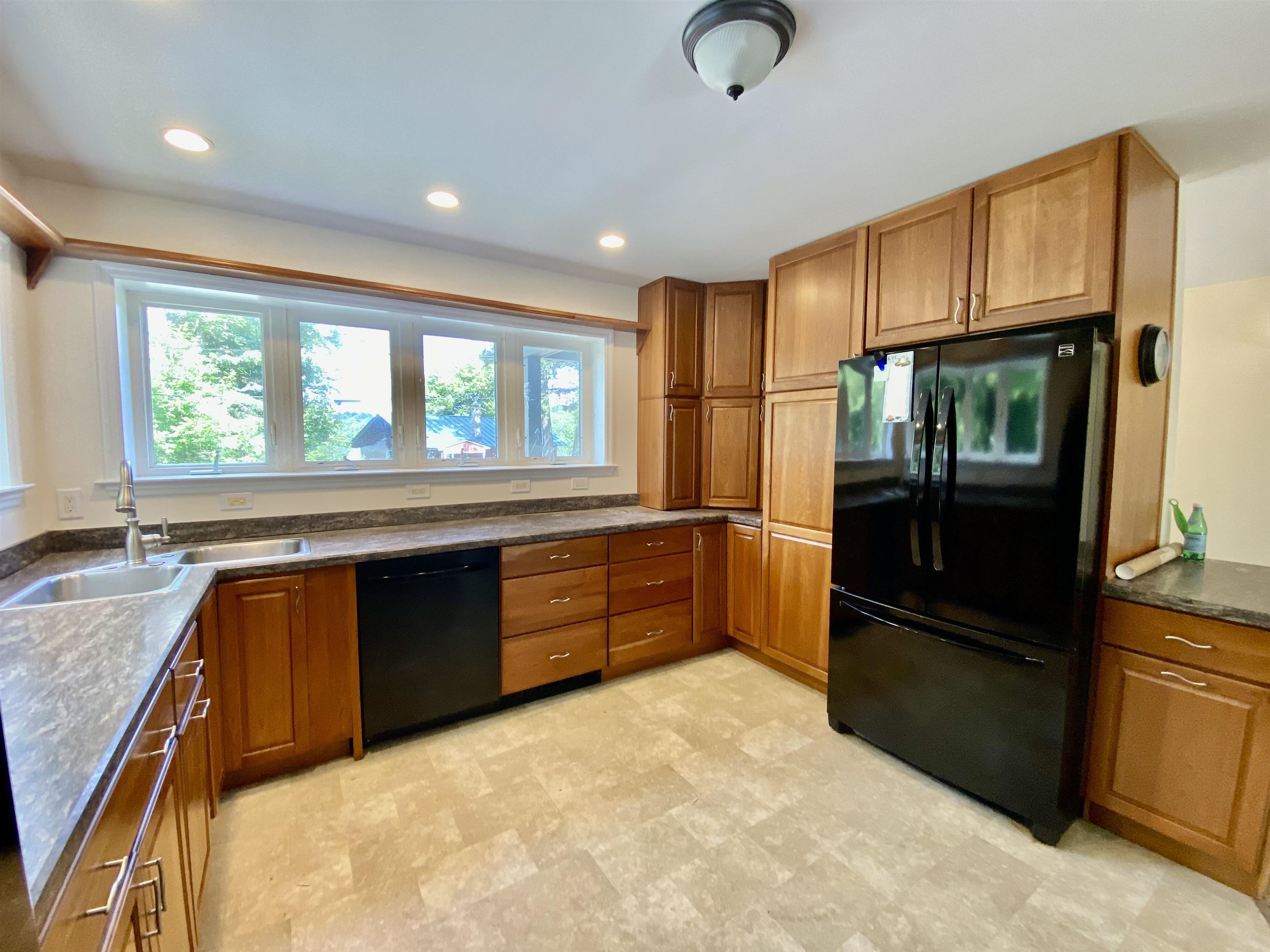160 Grove Road Property Photo 7