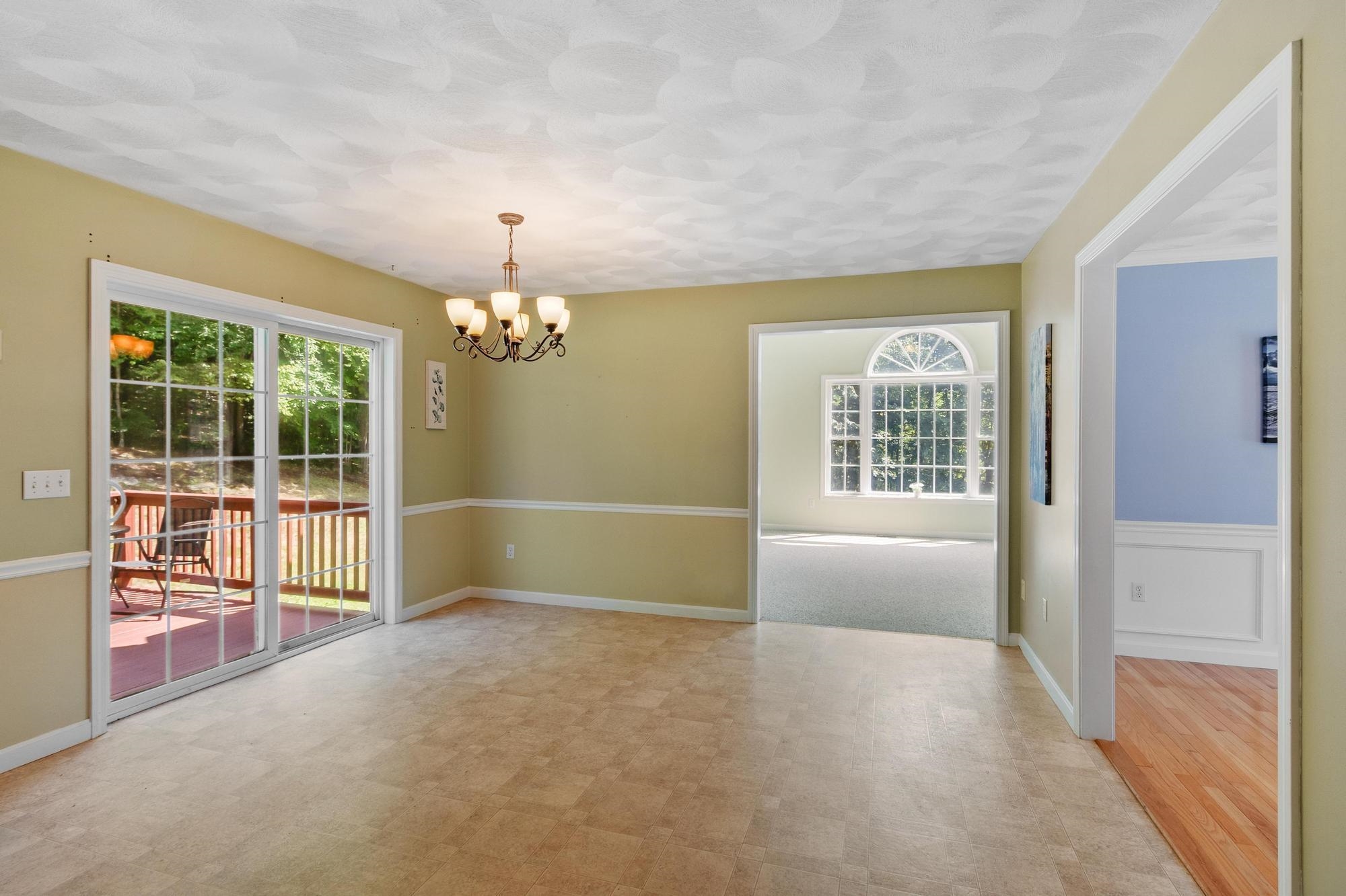 13 Lantern Drive Property Photo 10