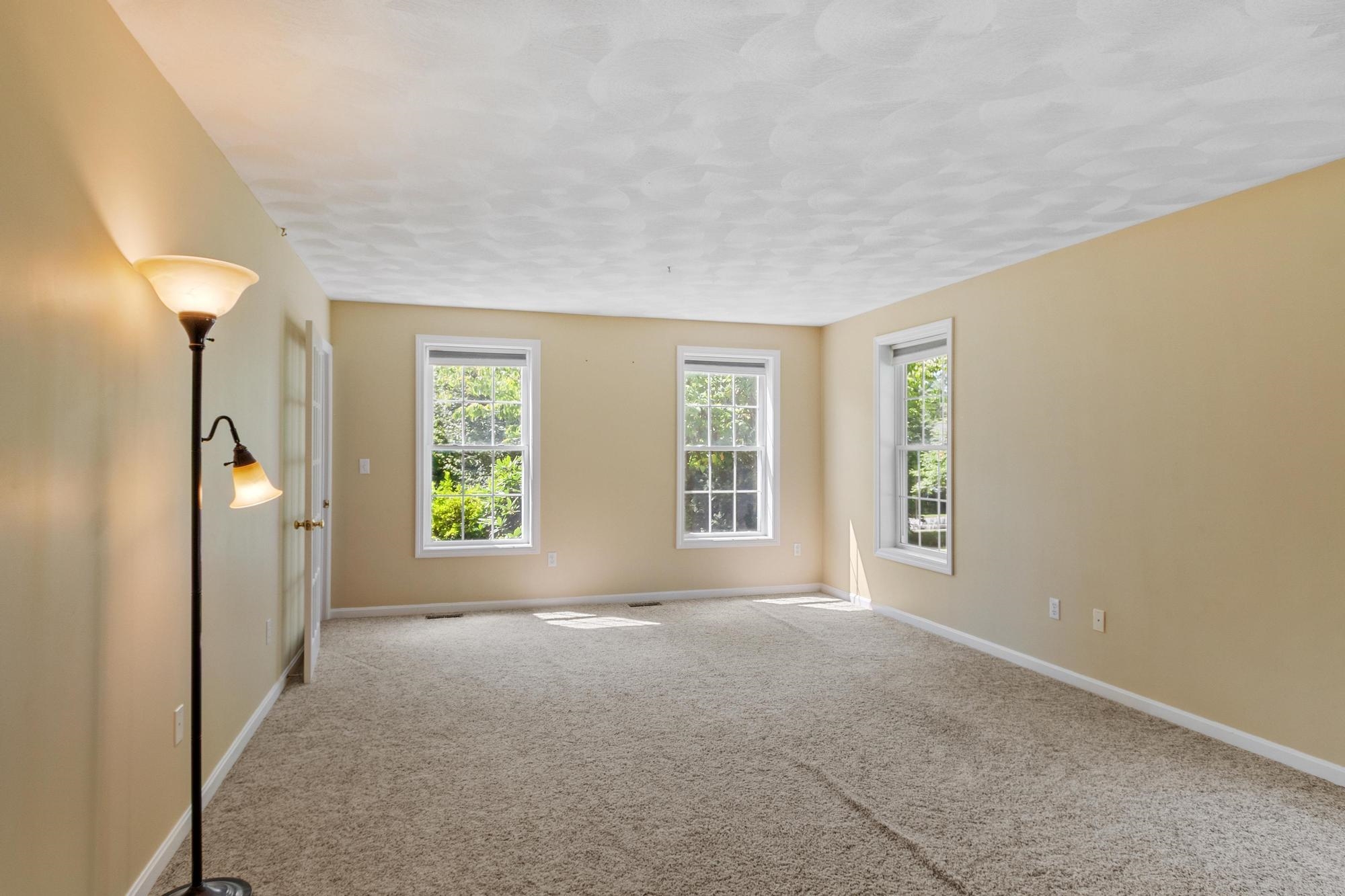 13 Lantern Drive Property Photo 15