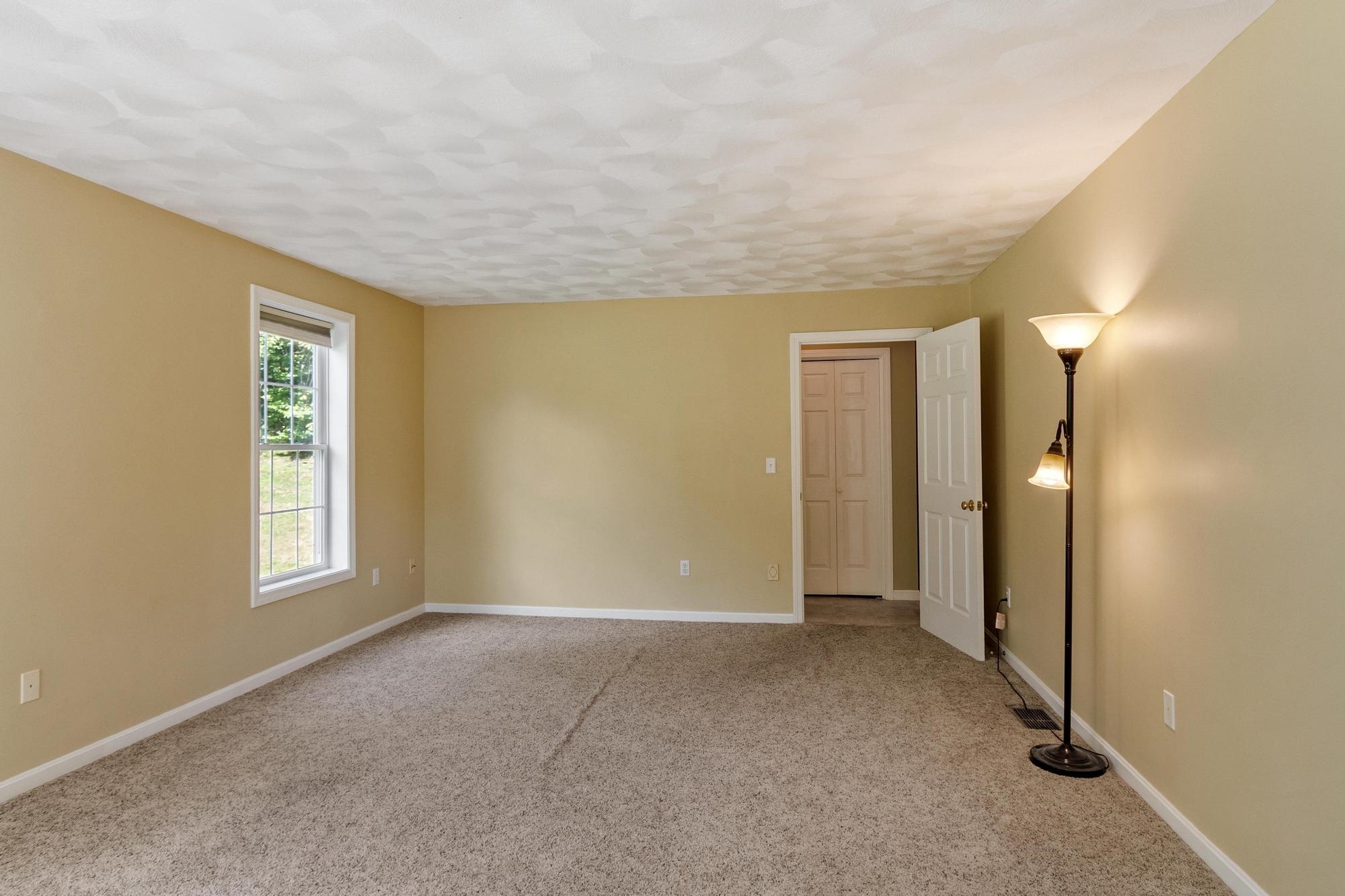 13 Lantern Drive Property Photo 16