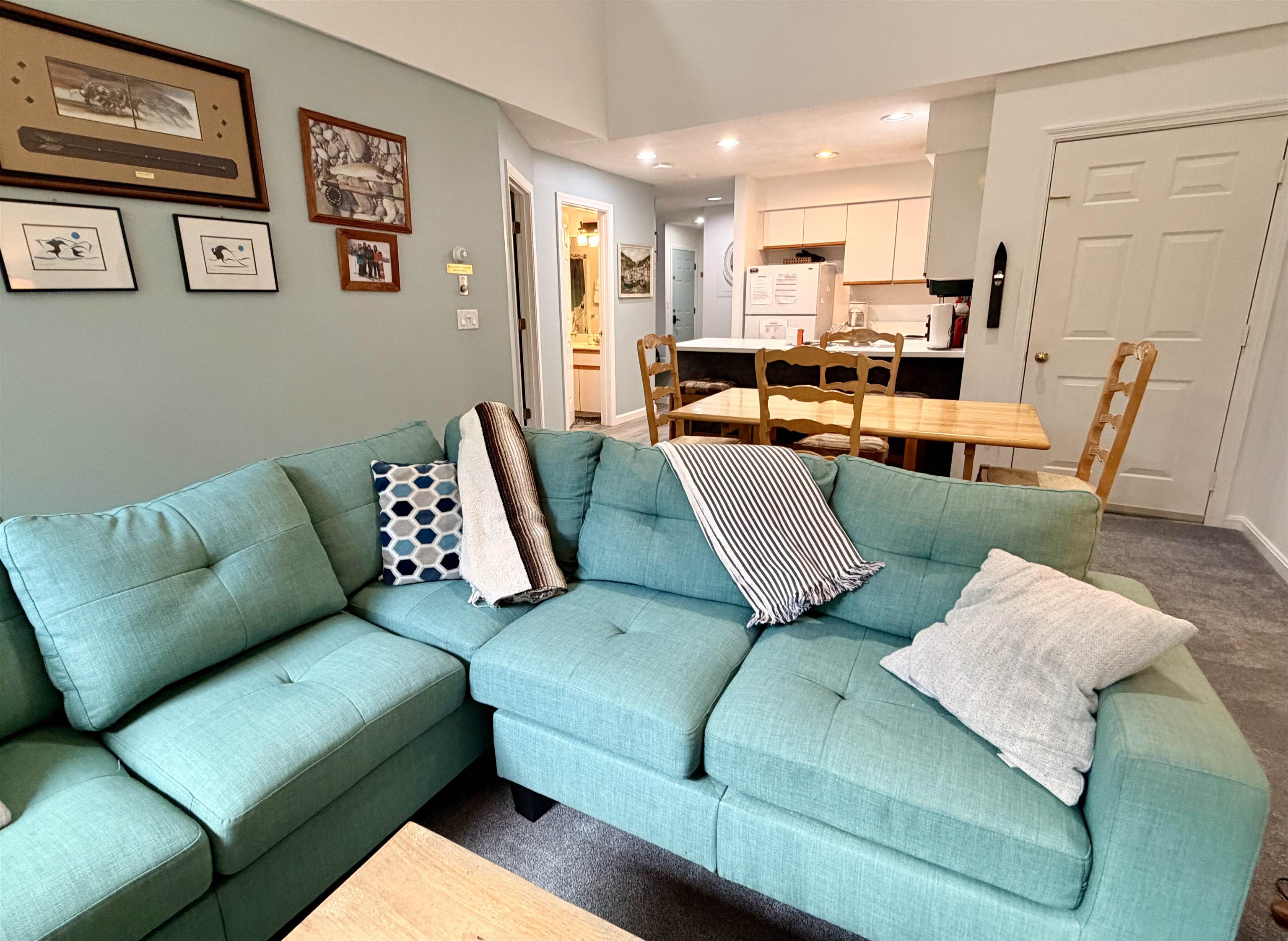 8 Deer Creek Property Photo 4
