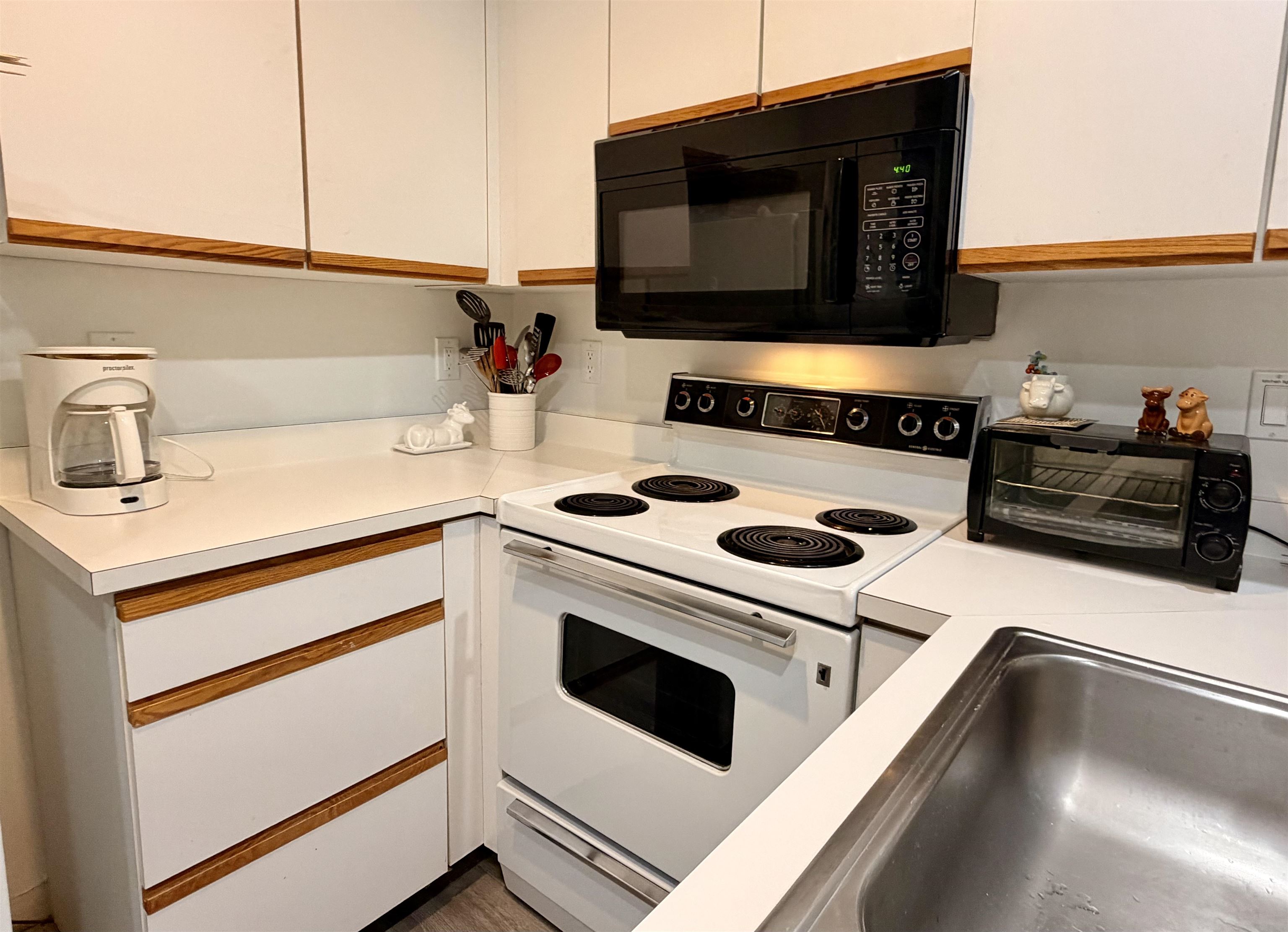 8 Deer Creek Property Photo 12