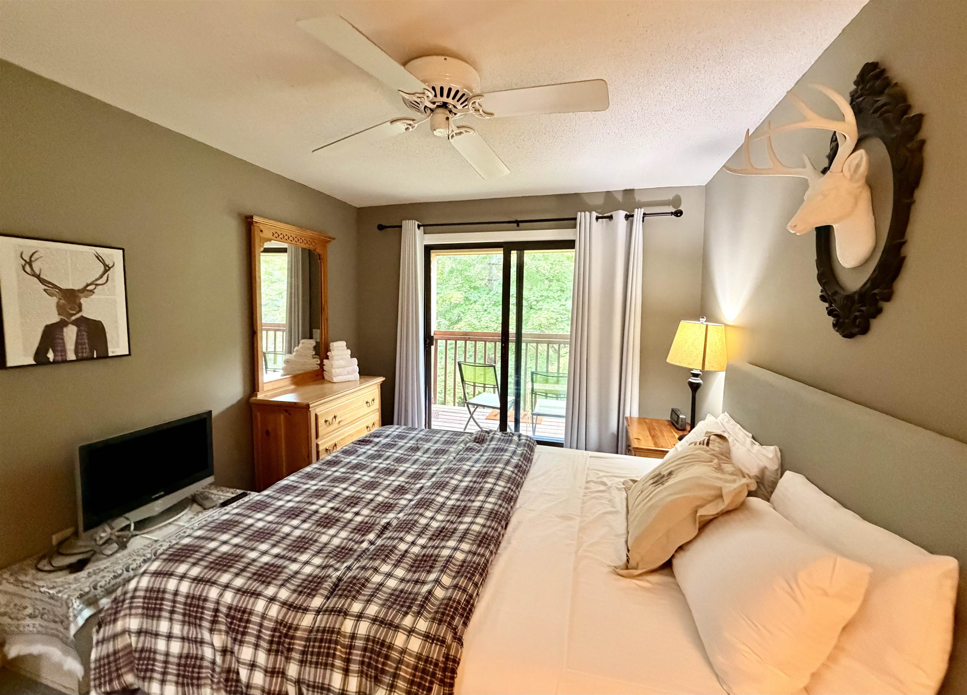 8 Deer Creek Property Photo 16