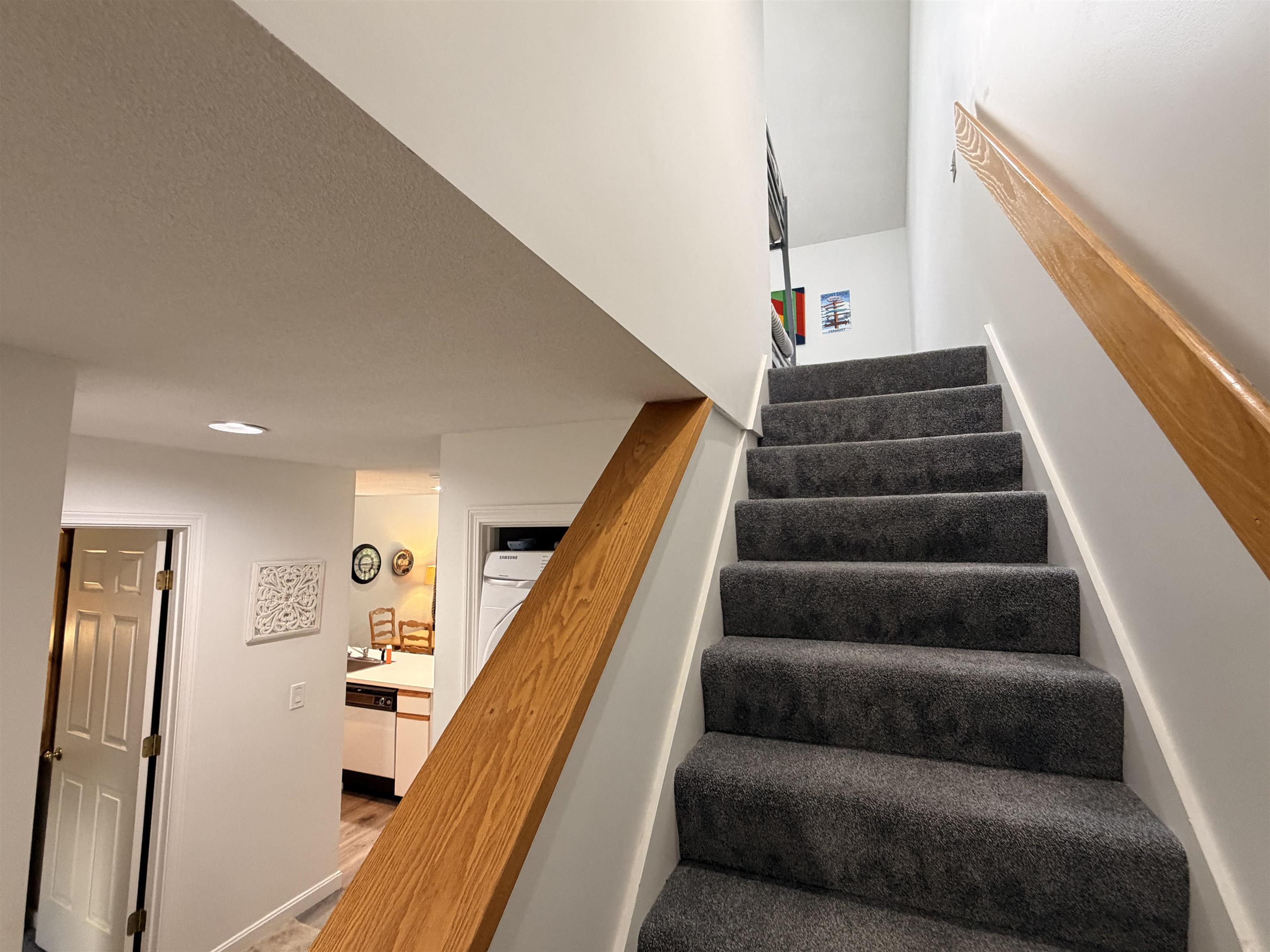 8 Deer Creek Property Photo 27