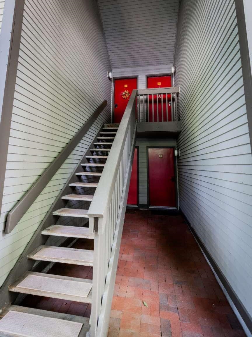 31 Christmas Tree Road Property Photo 5