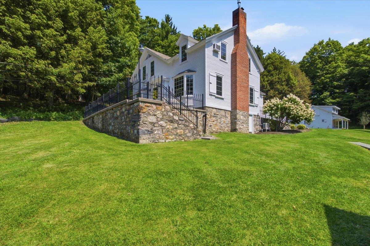 1944 Monument Avenue Property Photo 12