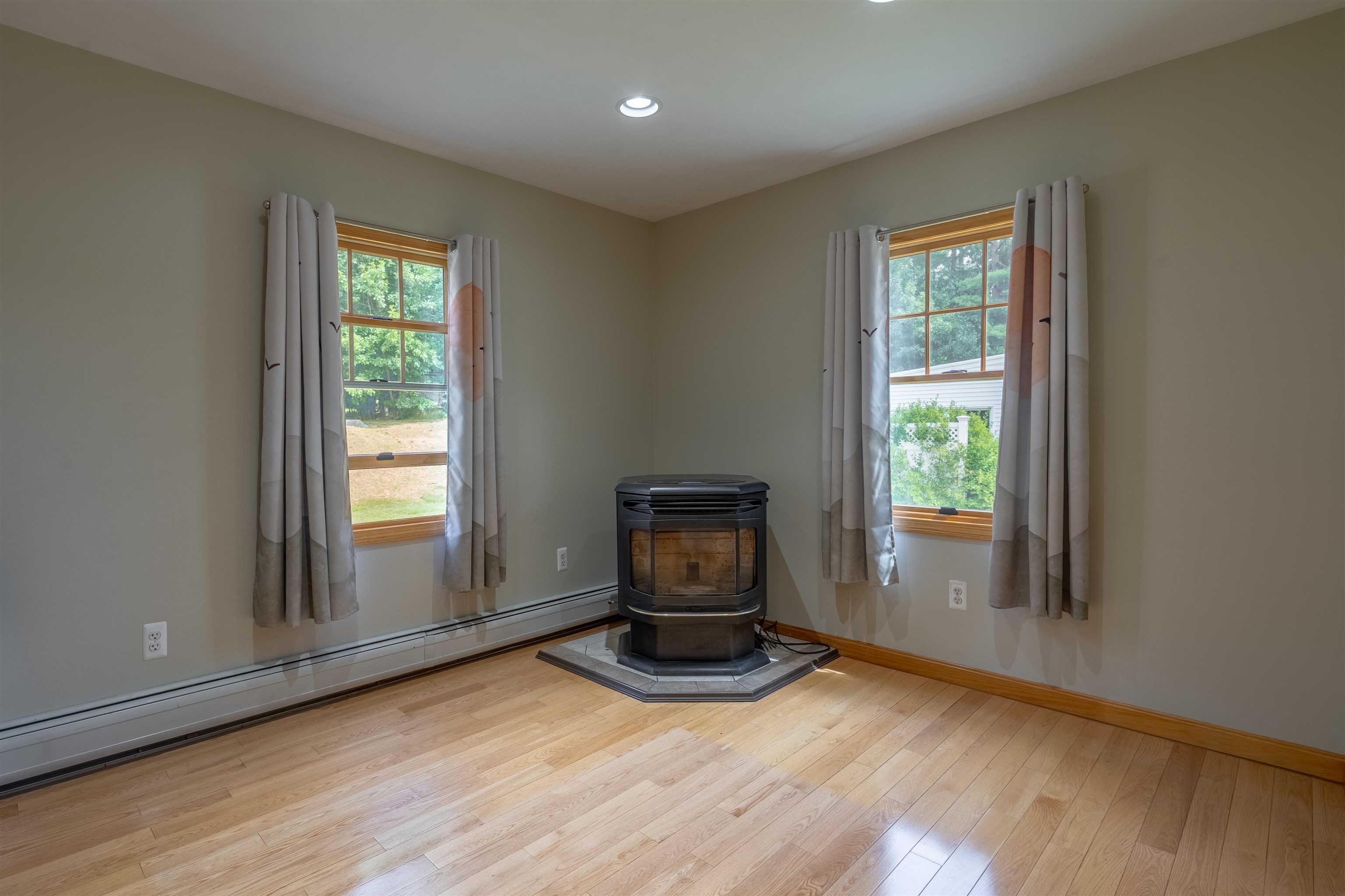 37 Glenwood Avenue Property Photo 20