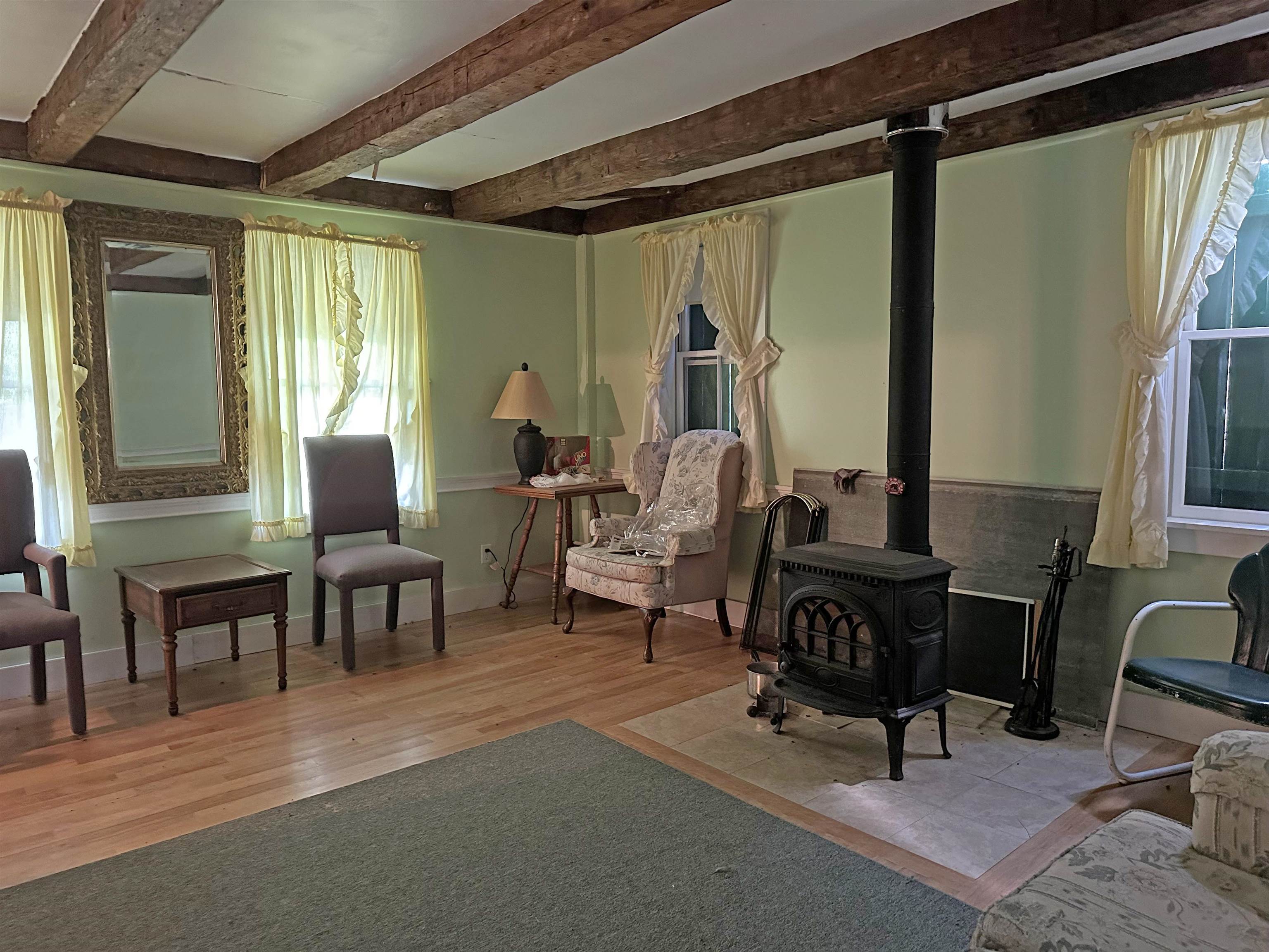 221 Landgrove Road Property Photo 10