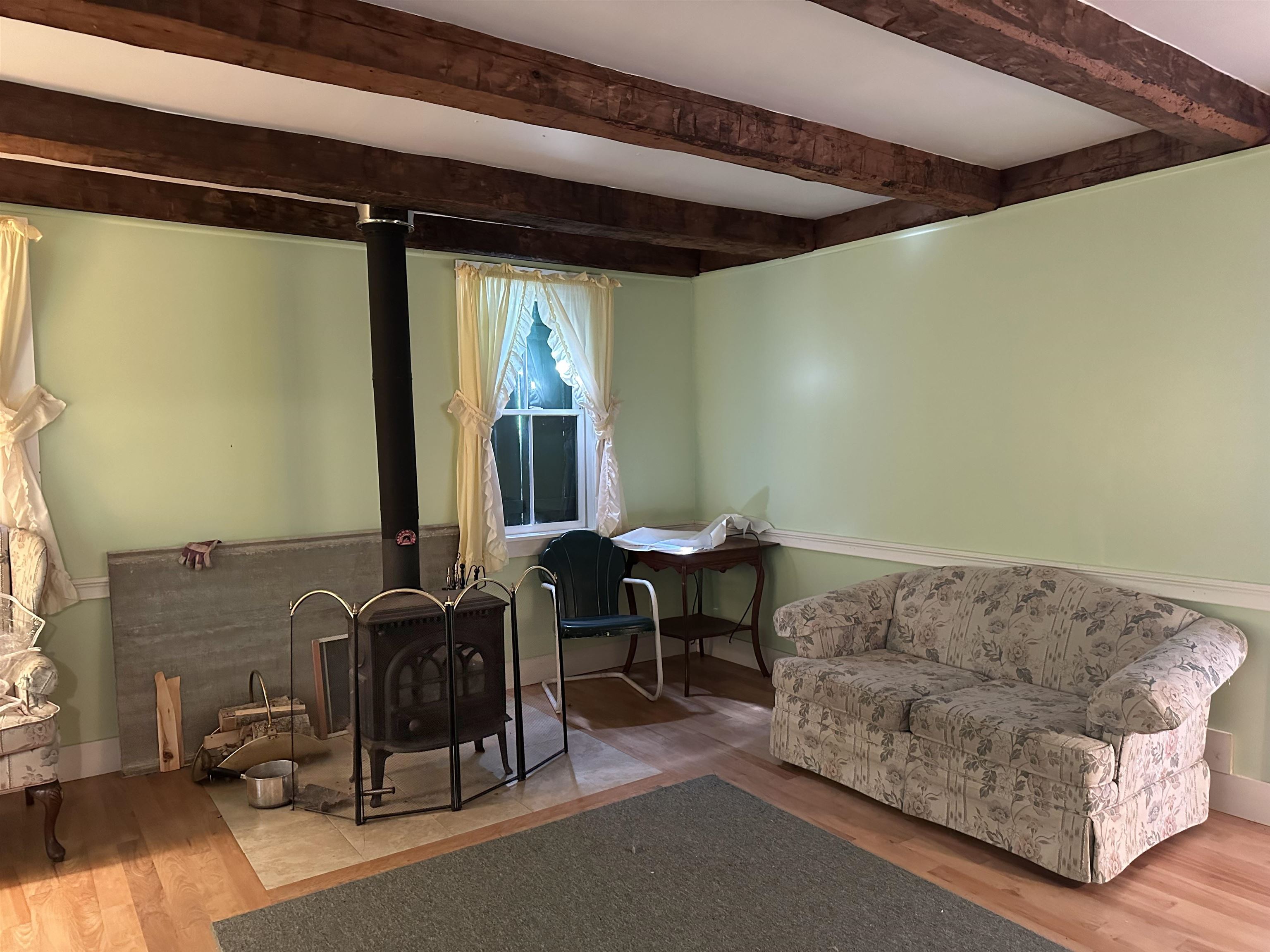 221 Landgrove Road Property Photo 10