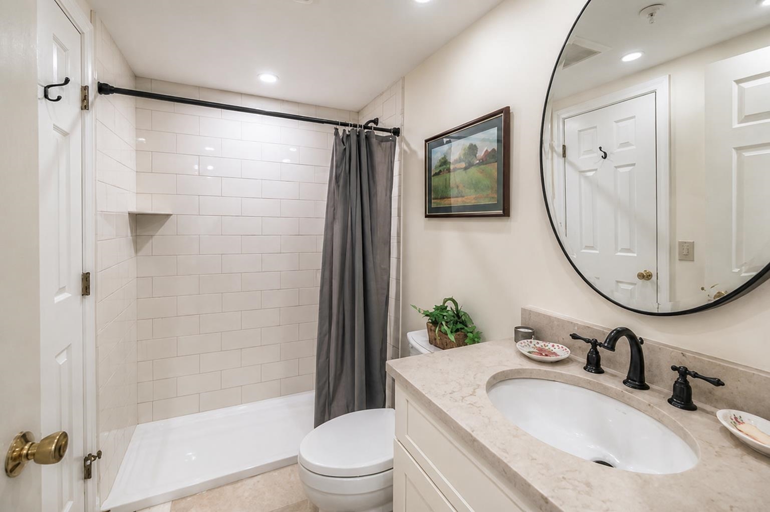 35 White Loop Property Photo 15