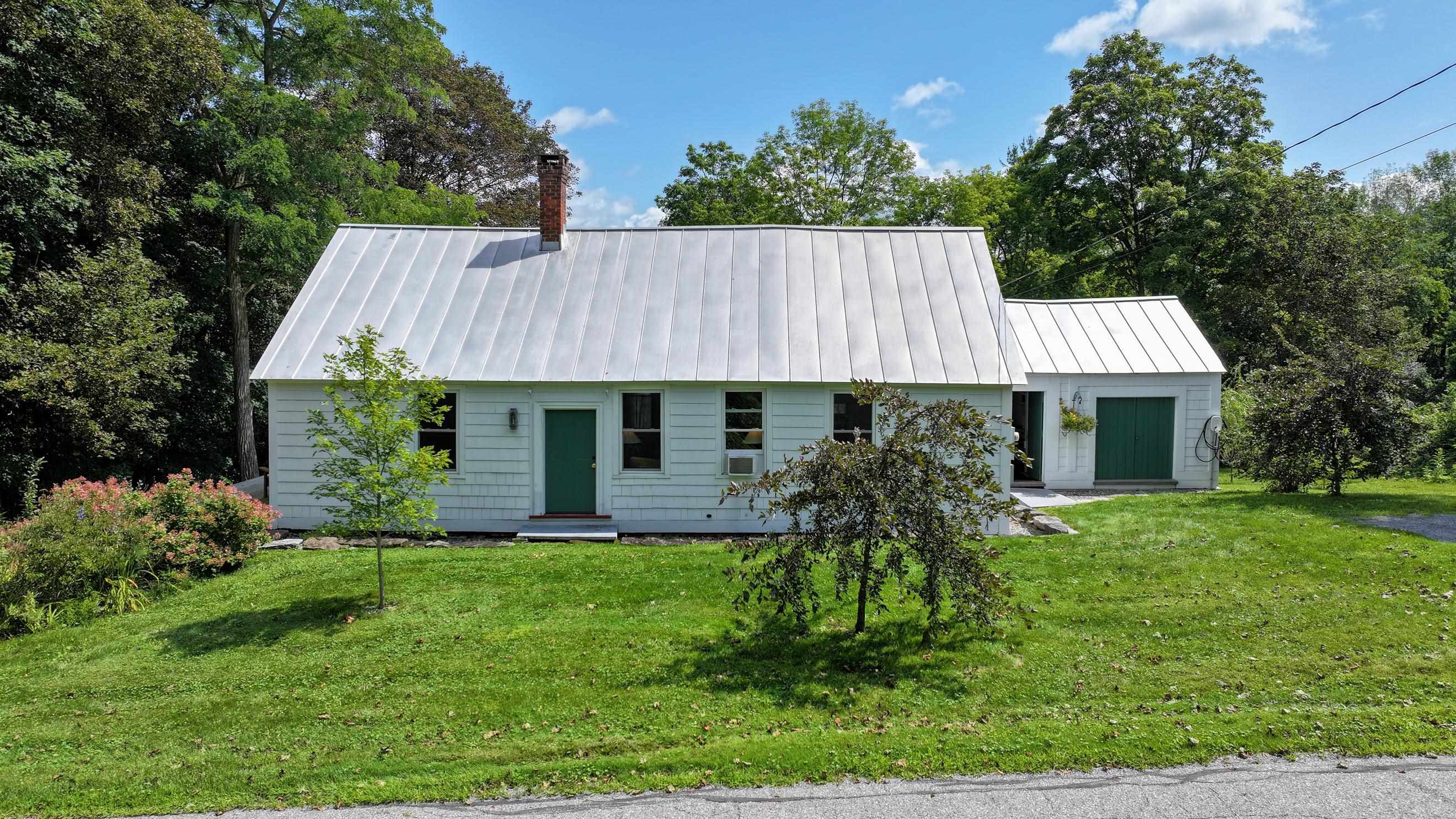 215 School Street Property Photo 3