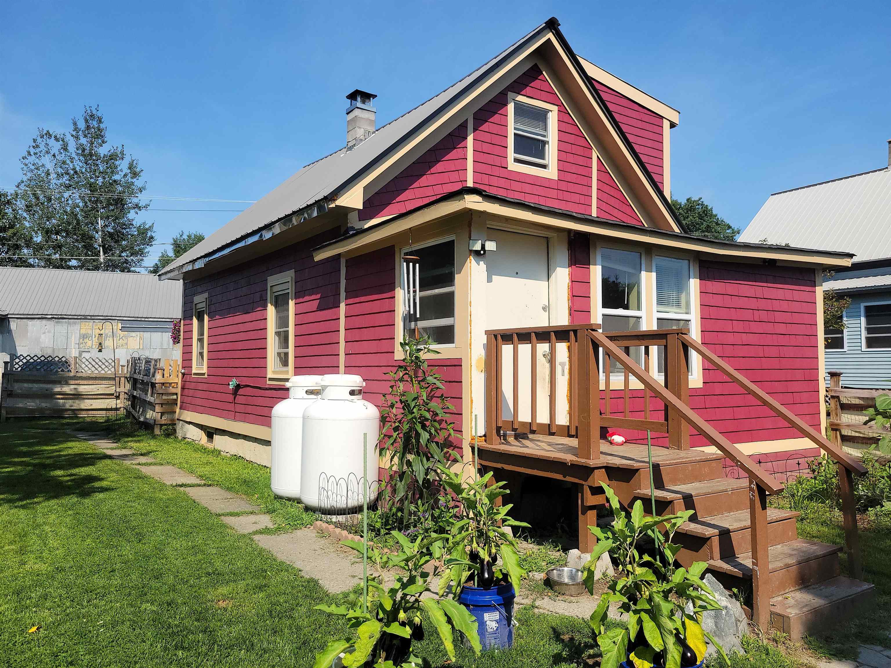 41 Depot Street Property Photo 2