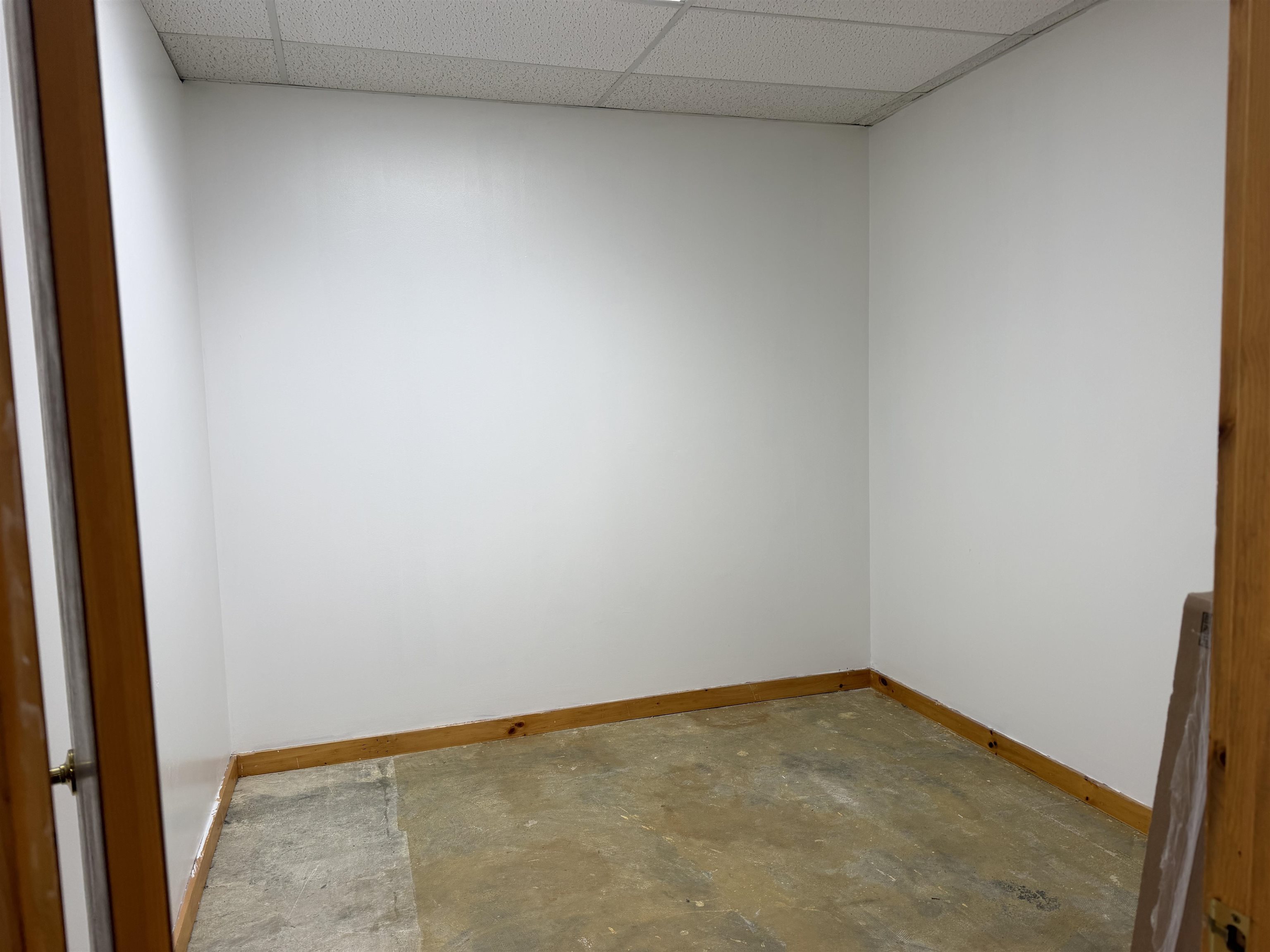 30 Mountain View Plaza Property Photo 4
