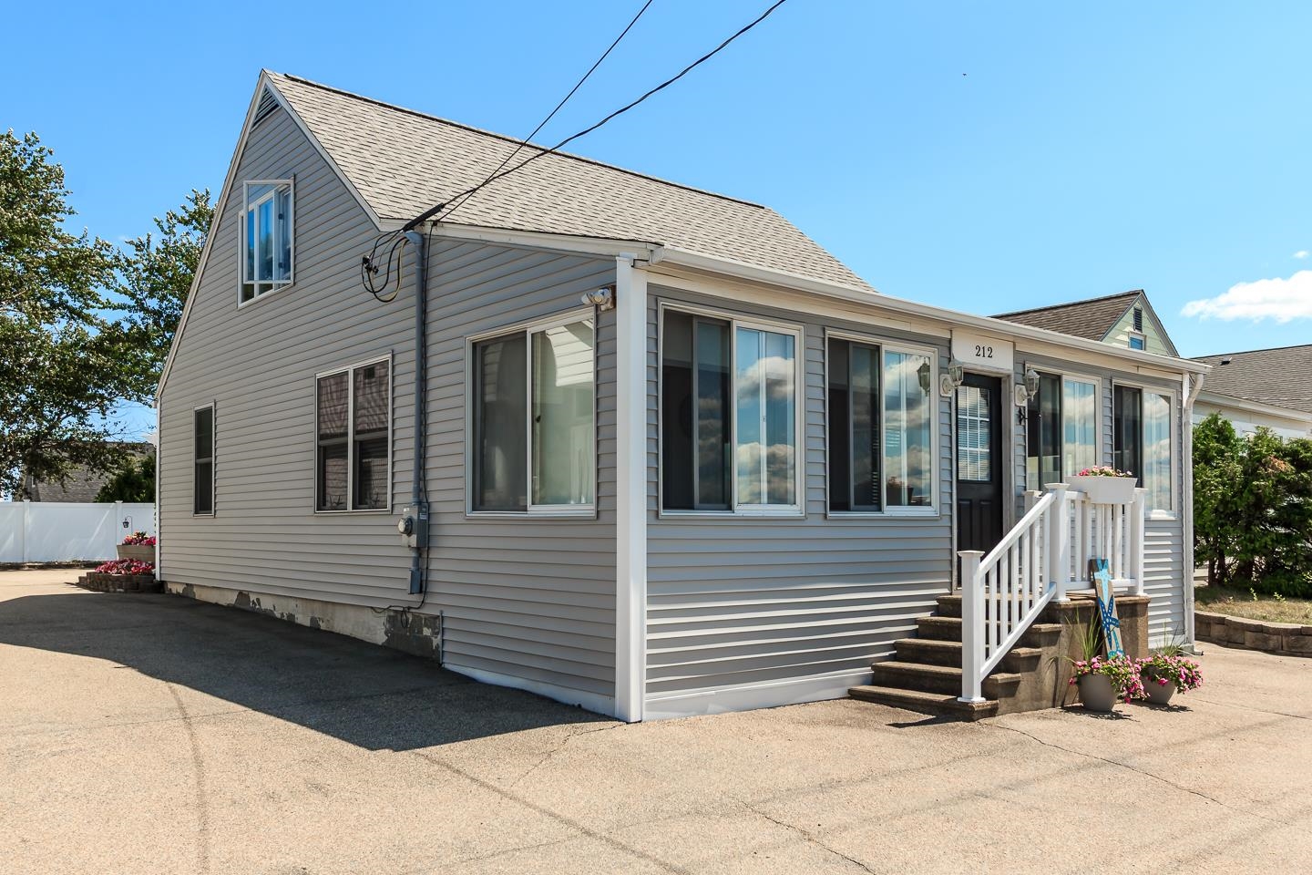 212 Ocean Boulevard Property Photo 1