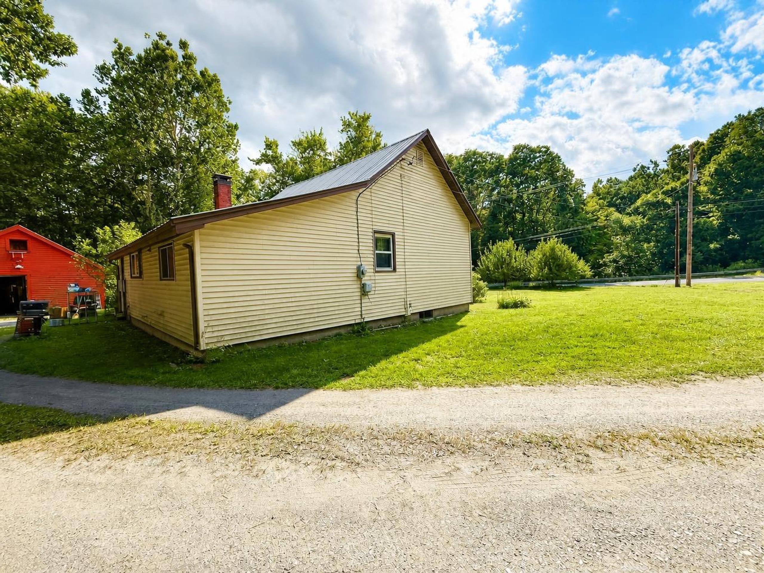 1892 Us Rt 5 Property Photo 2