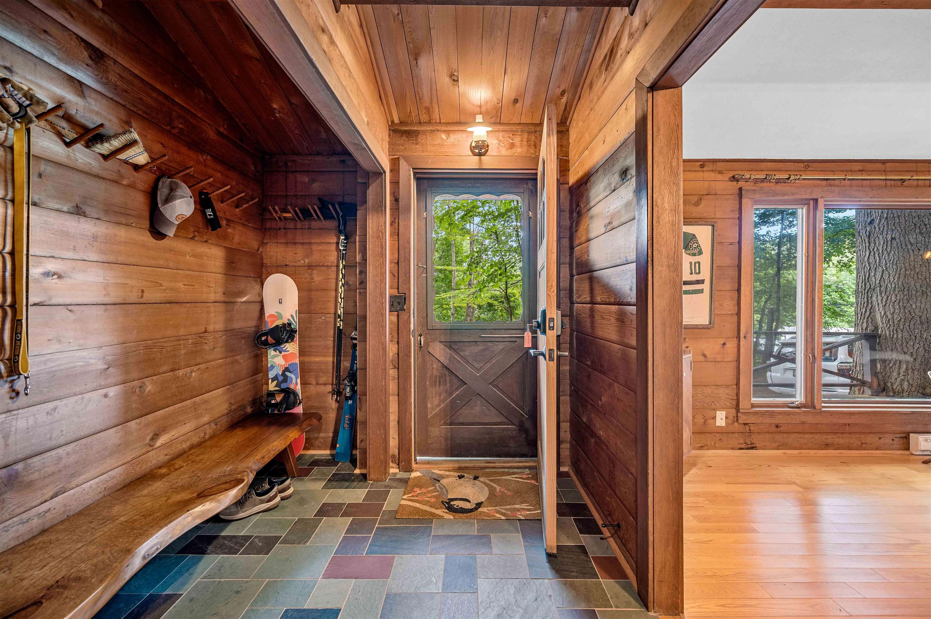 17 Middle Pines Road Property Photo 8