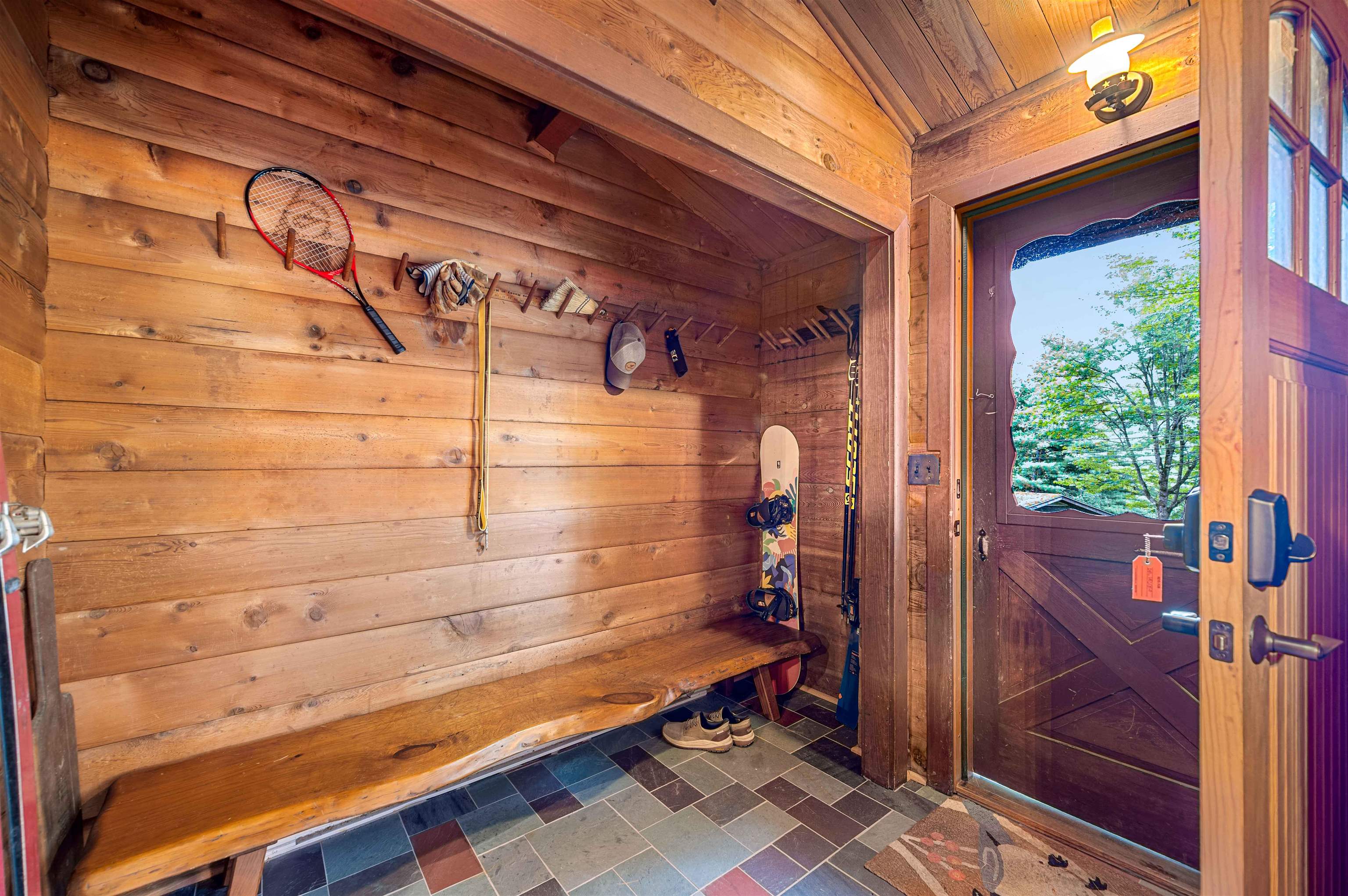 17 Middle Pines Road Property Photo 9