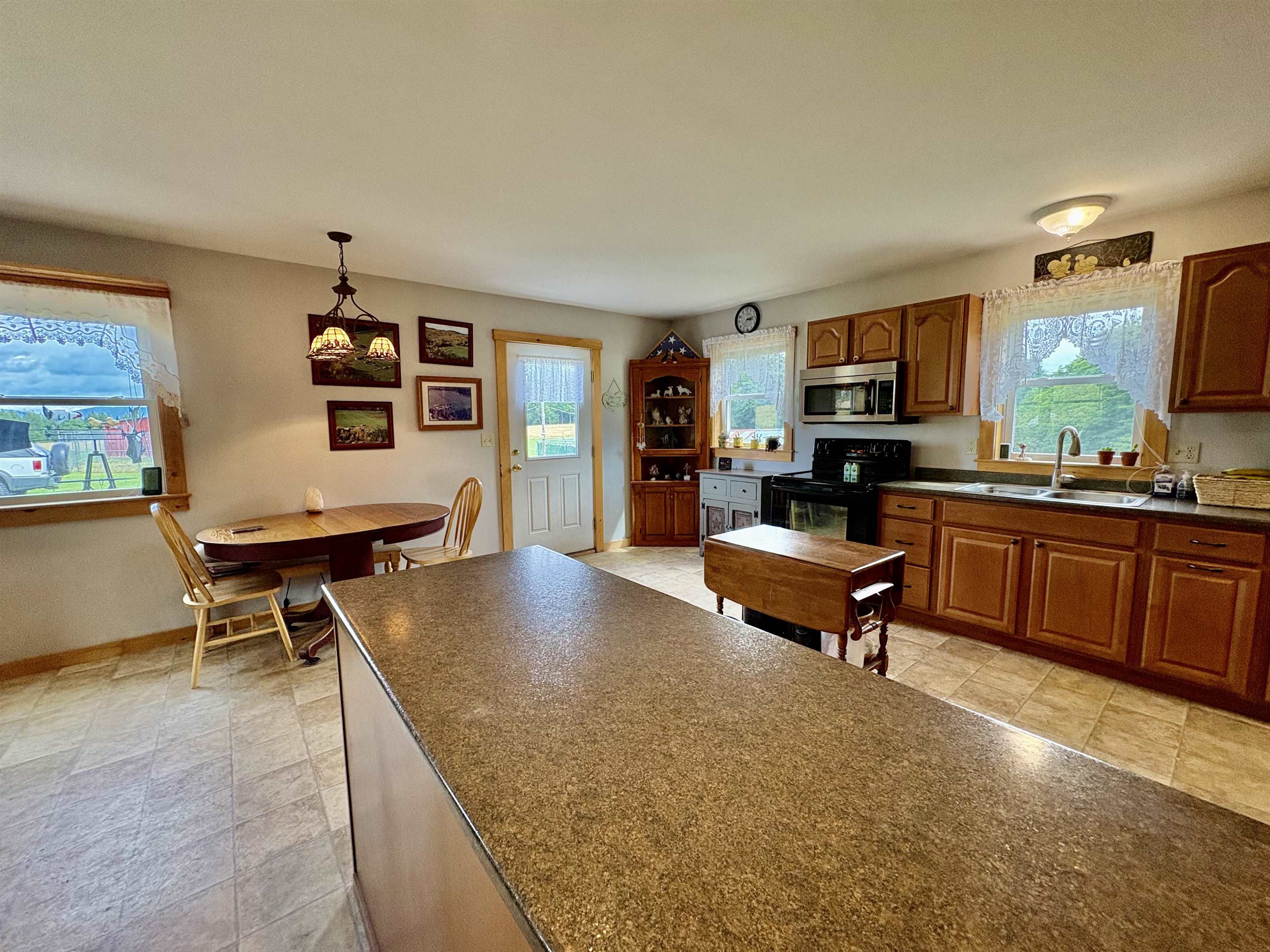 52 Minister Hill Road Property Photo 9