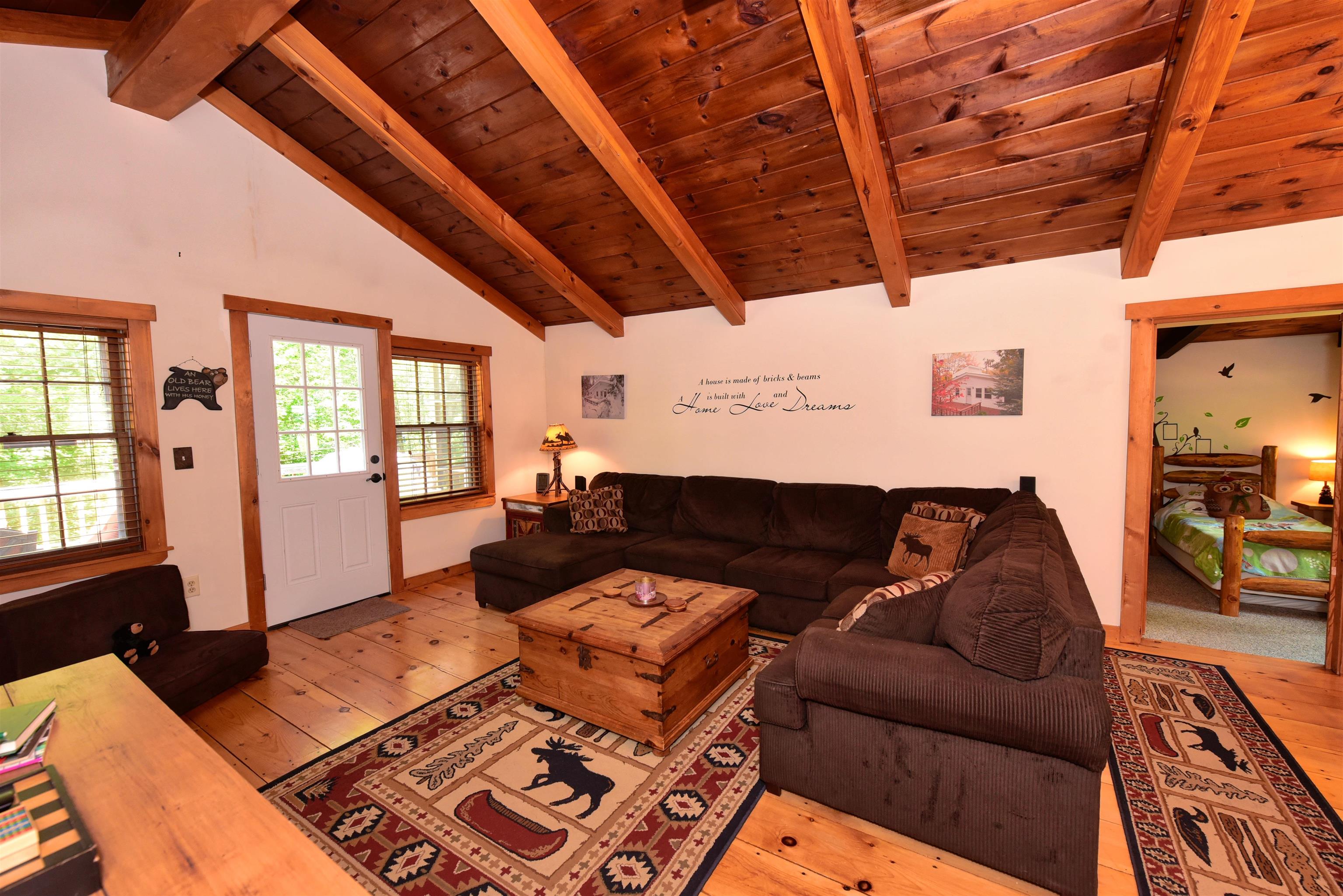 140 Mountain View Drive Property Photo 4