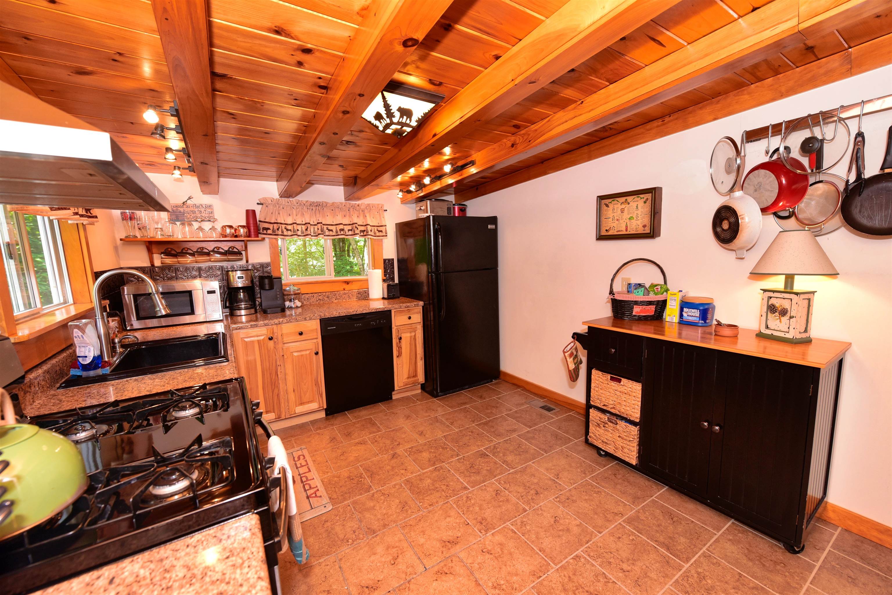 140 Mountain View Drive Property Photo 11