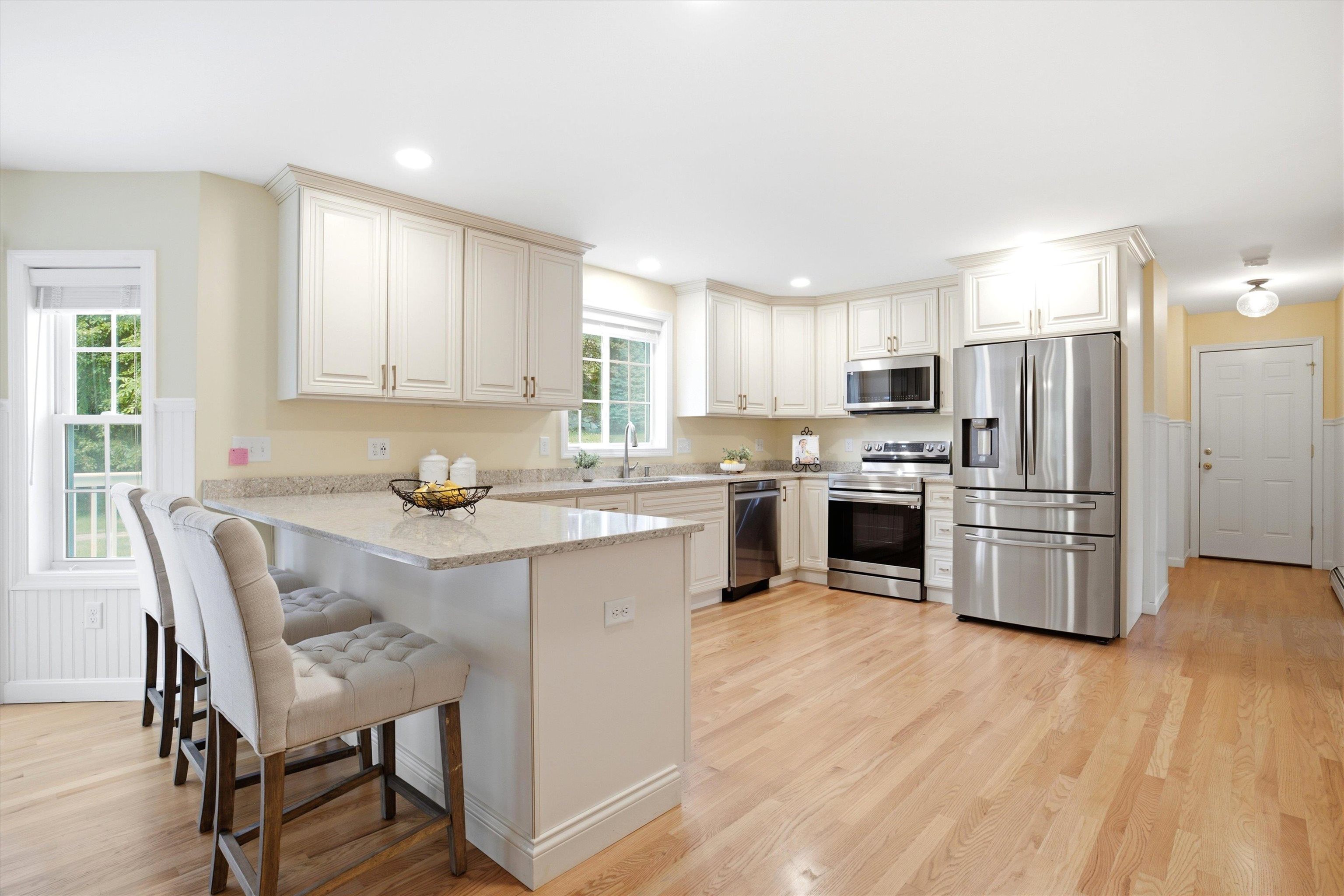 694 Walnut Street Property Photo 1