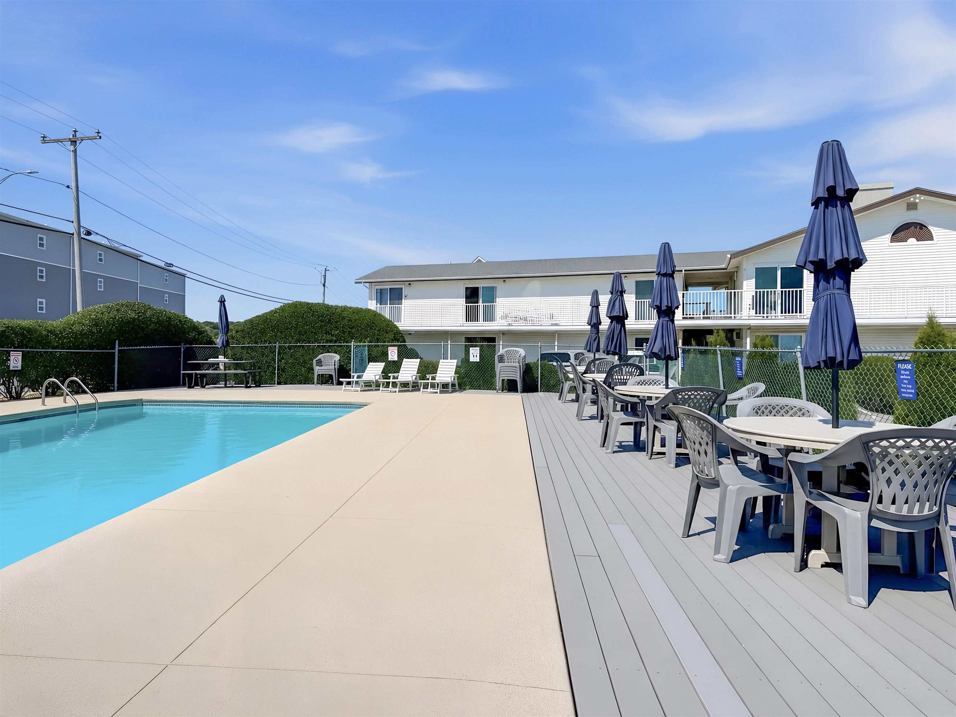 933 Ocean Boulevard Property Photo 15