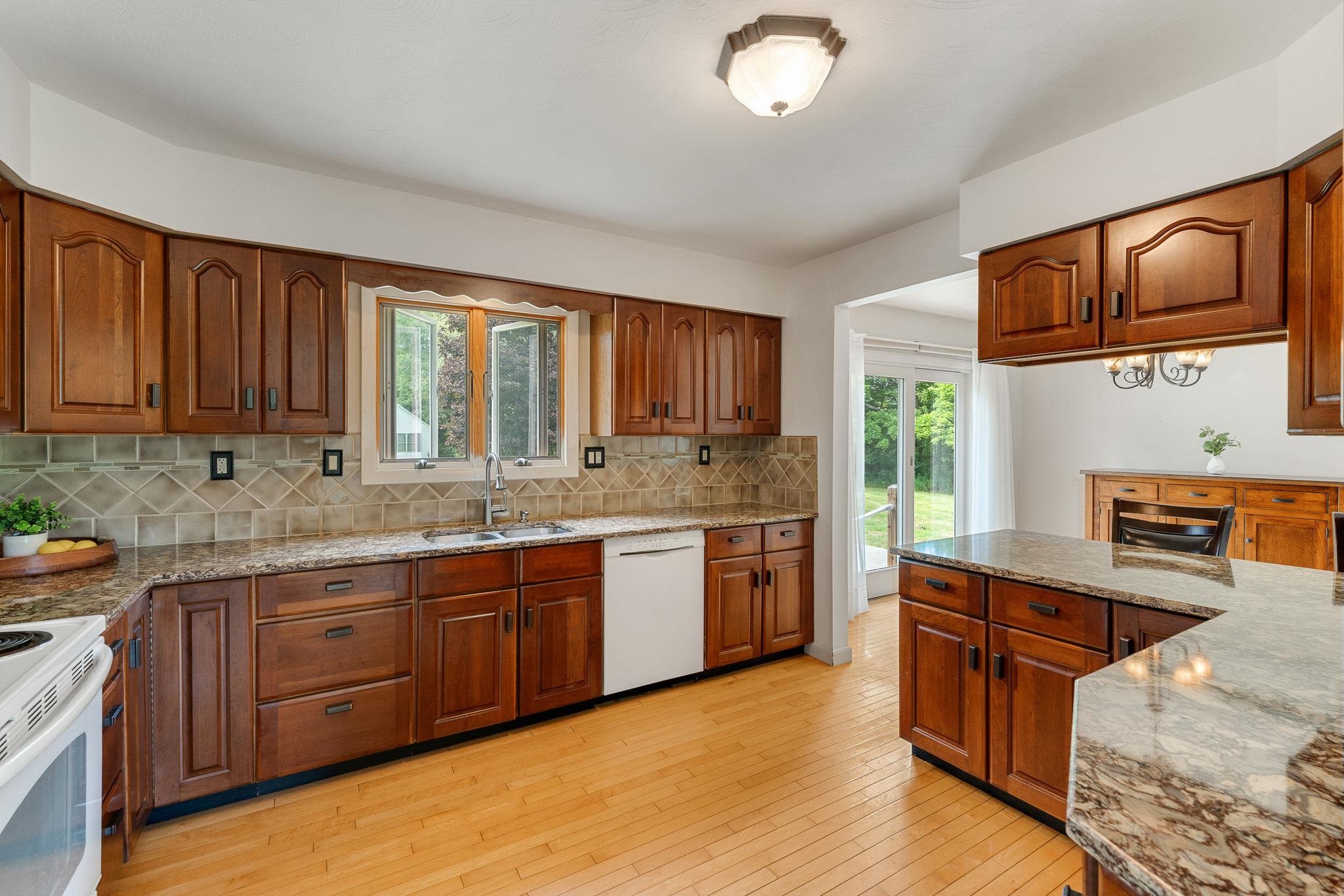 25 Brigham Hill Road Property Photo 27