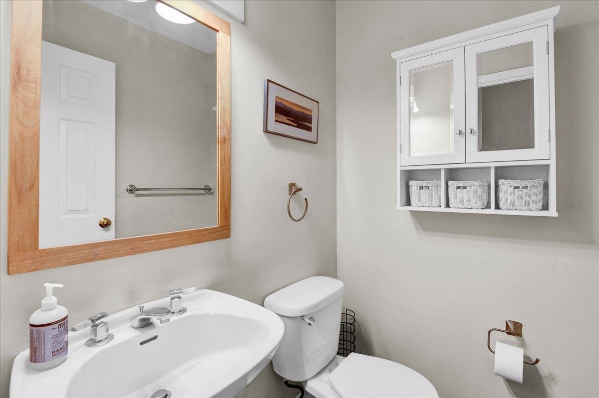 3 Lake Forest Drive Property Photo 15