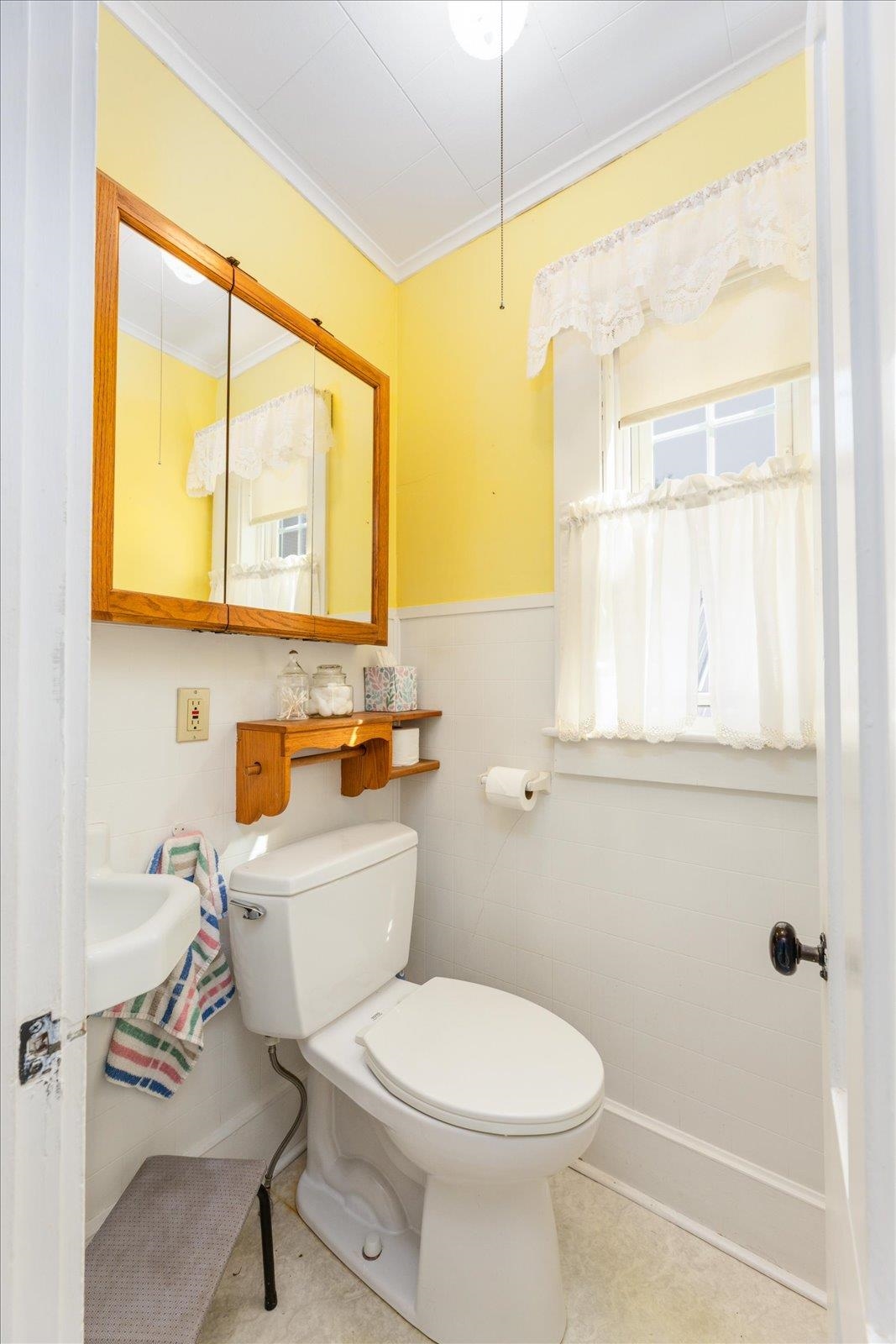 28 Pine Street Property Photo 13