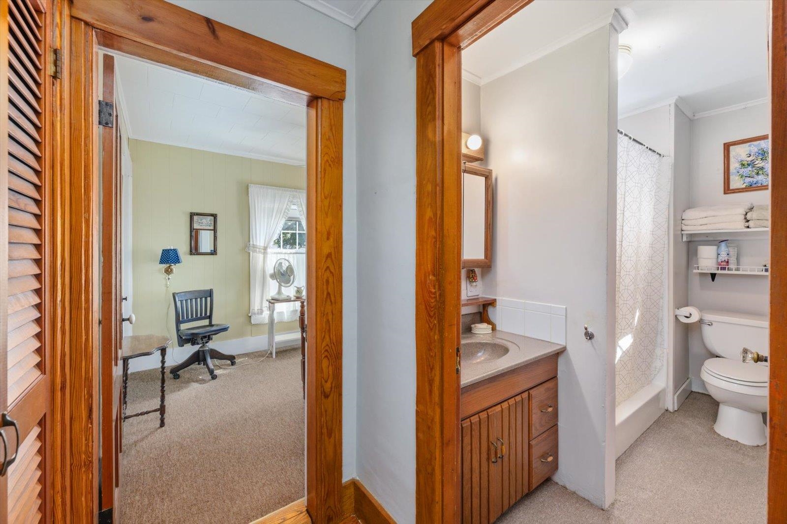 28 Pine Street Property Photo 30
