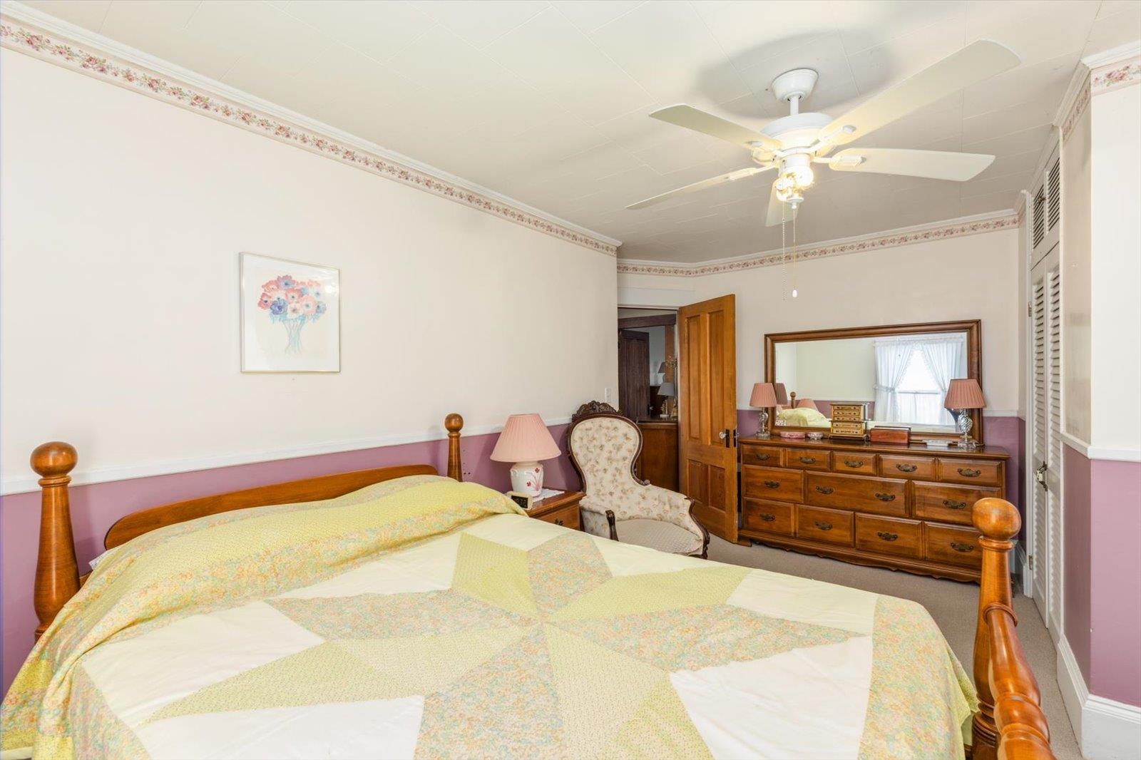 28 Pine Street Property Photo 33