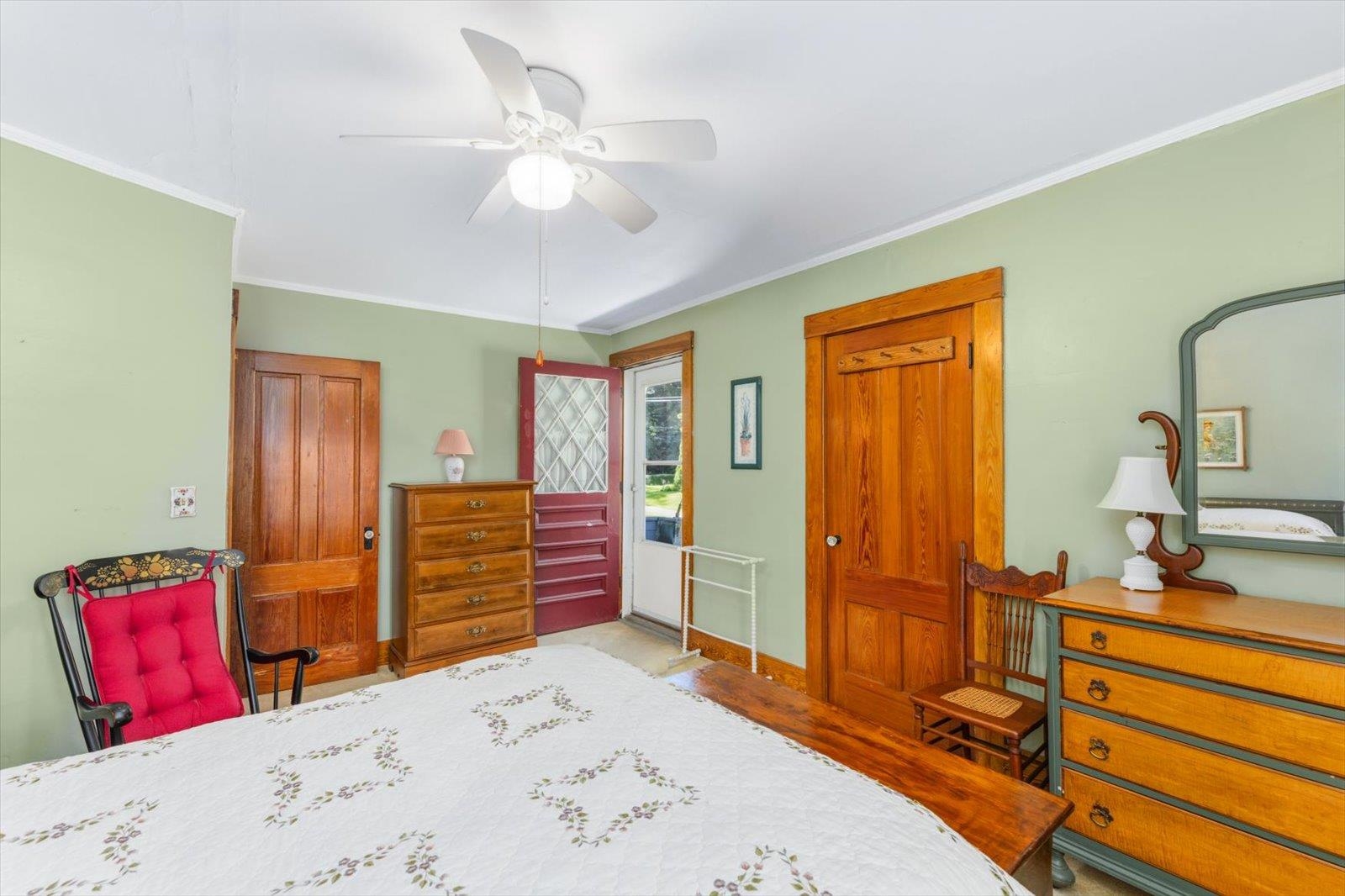 28 Pine Street Property Photo 37