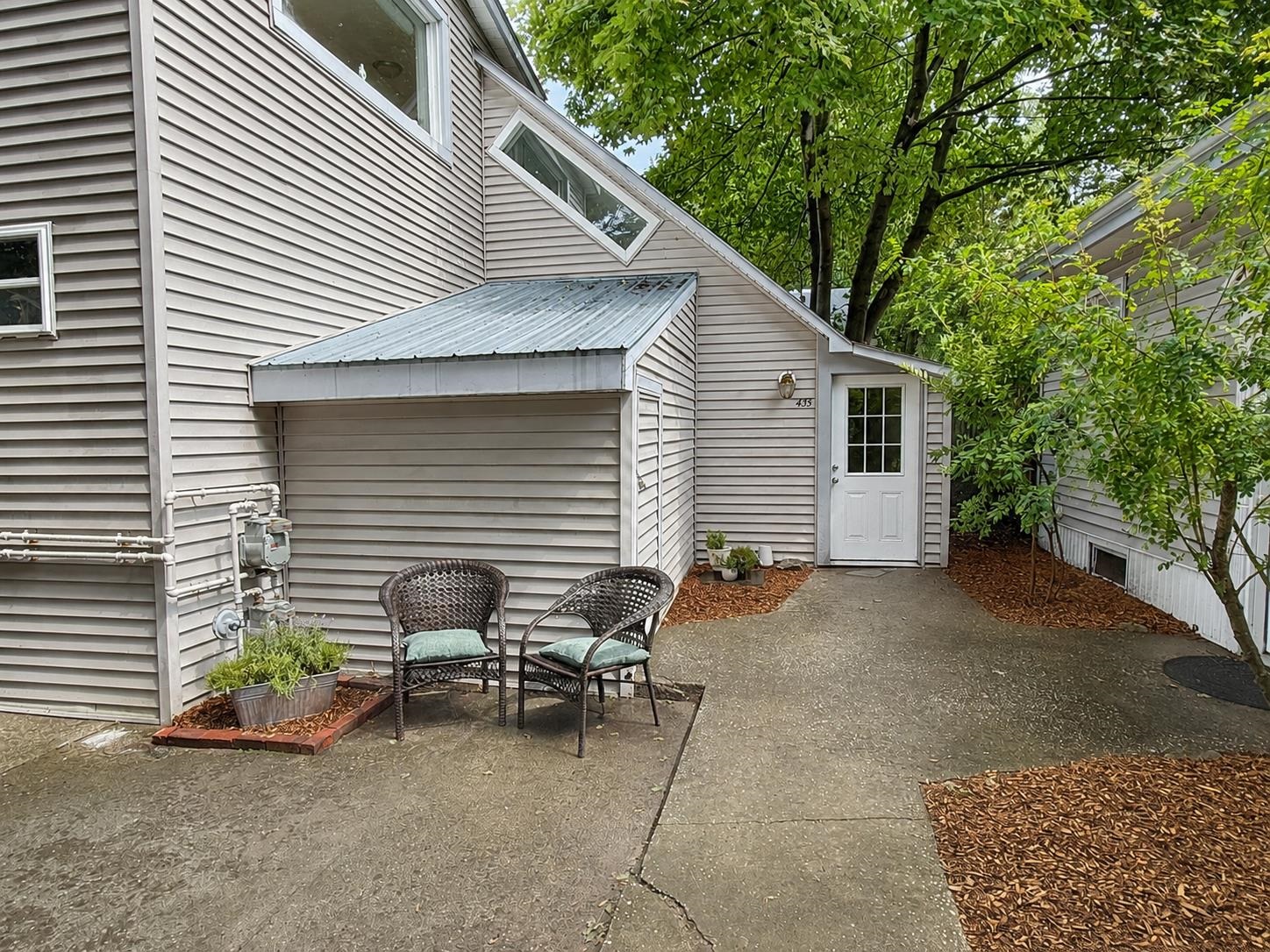 433 1/2 Flynn Avenue Property Photo 19
