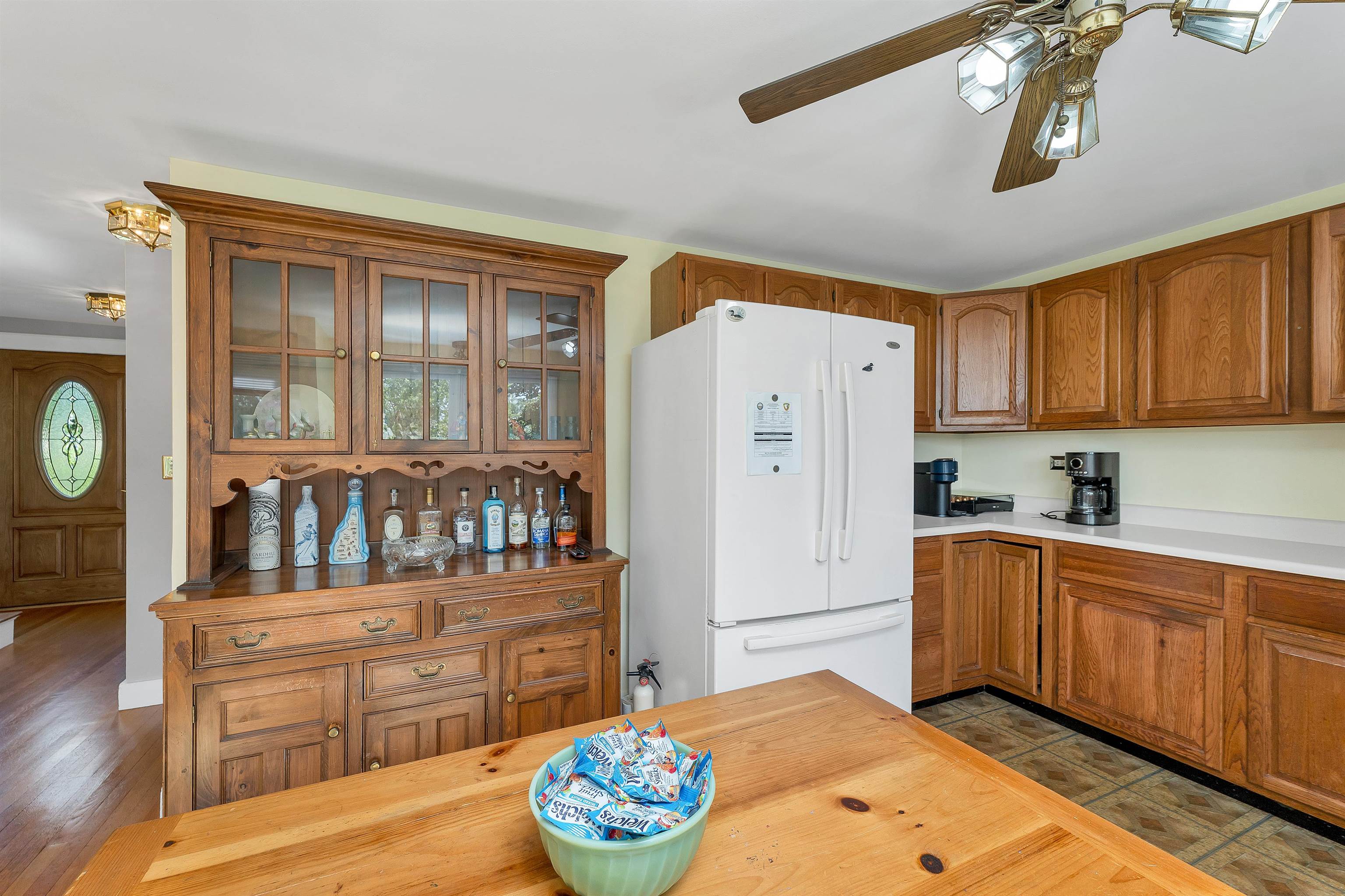 176 White Oaks Road Property Photo 8