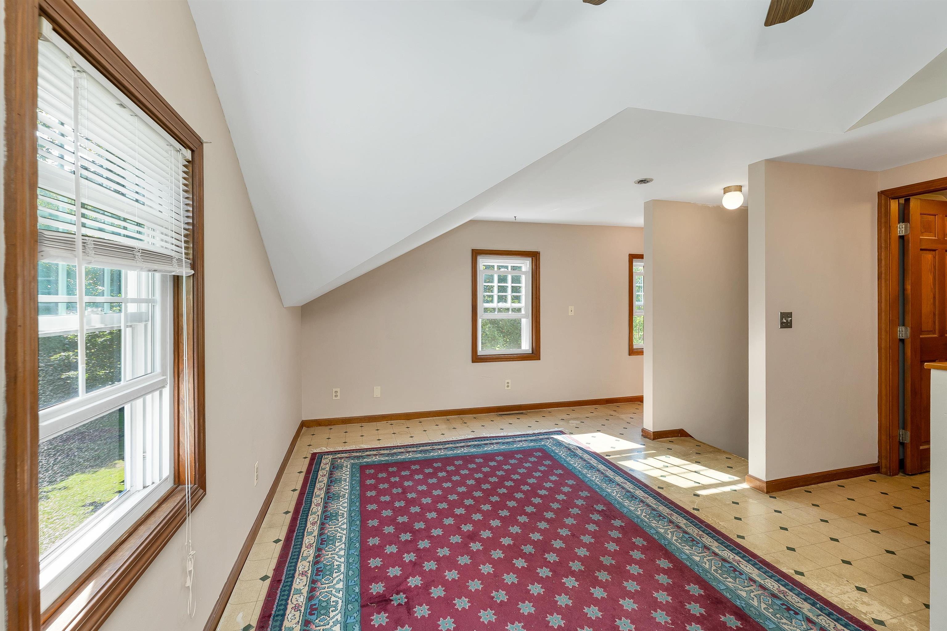 176 White Oaks Road Property Photo 24