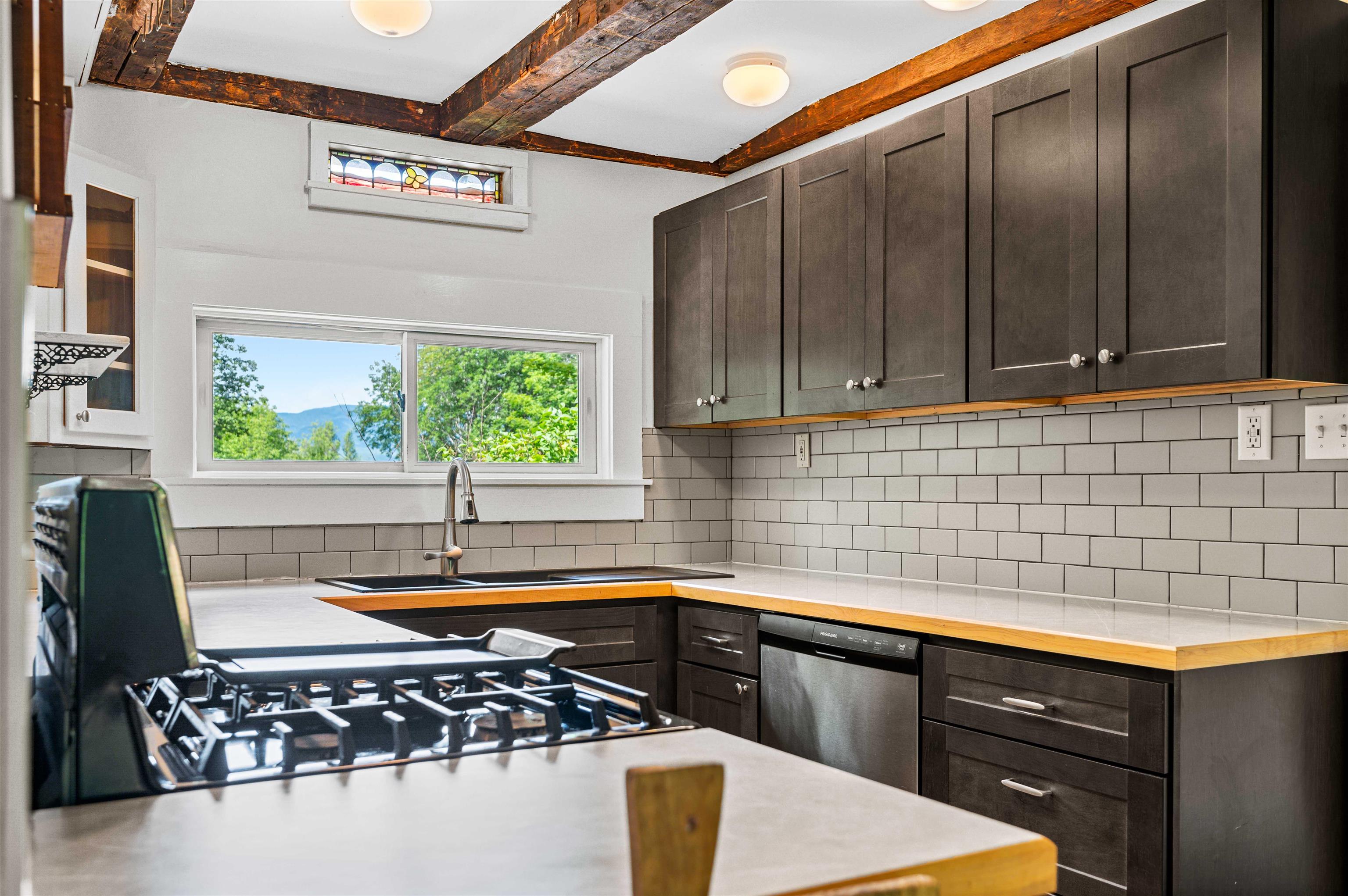 520 Collar Hill Road Property Photo 3