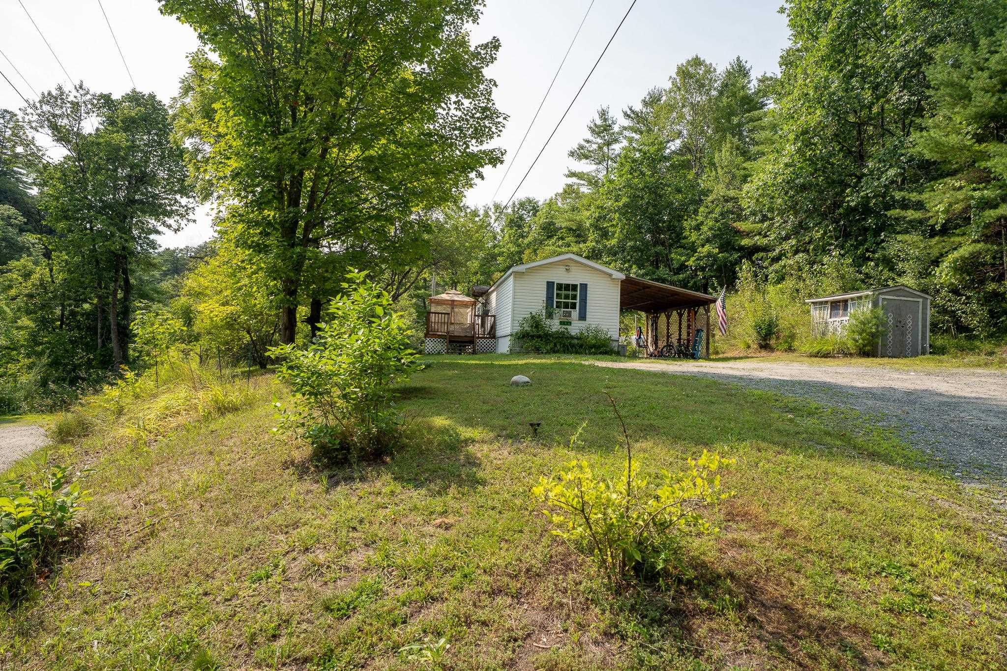 186 Oak Street Property Photo 2