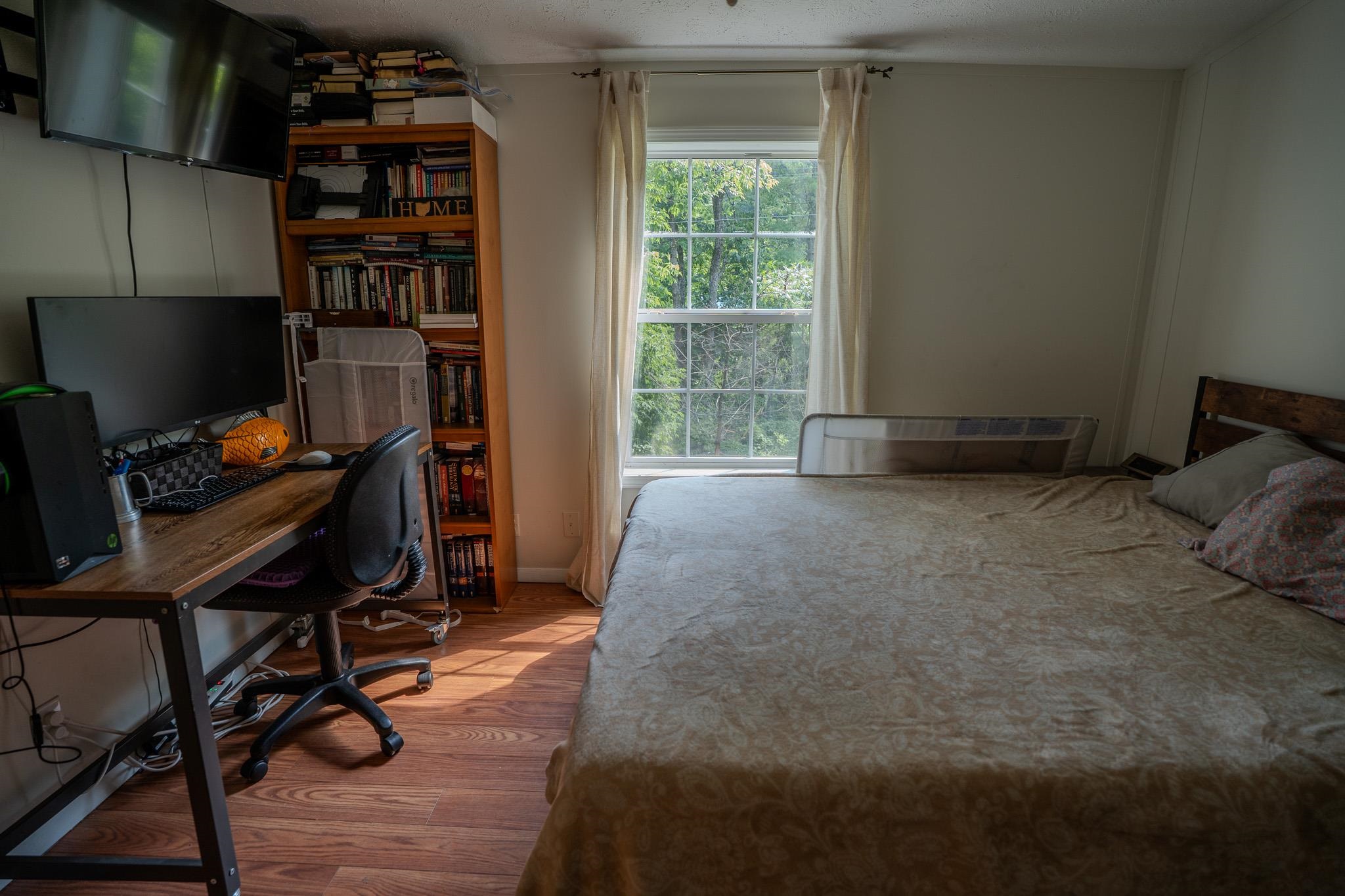 186 Oak Street Property Photo 26