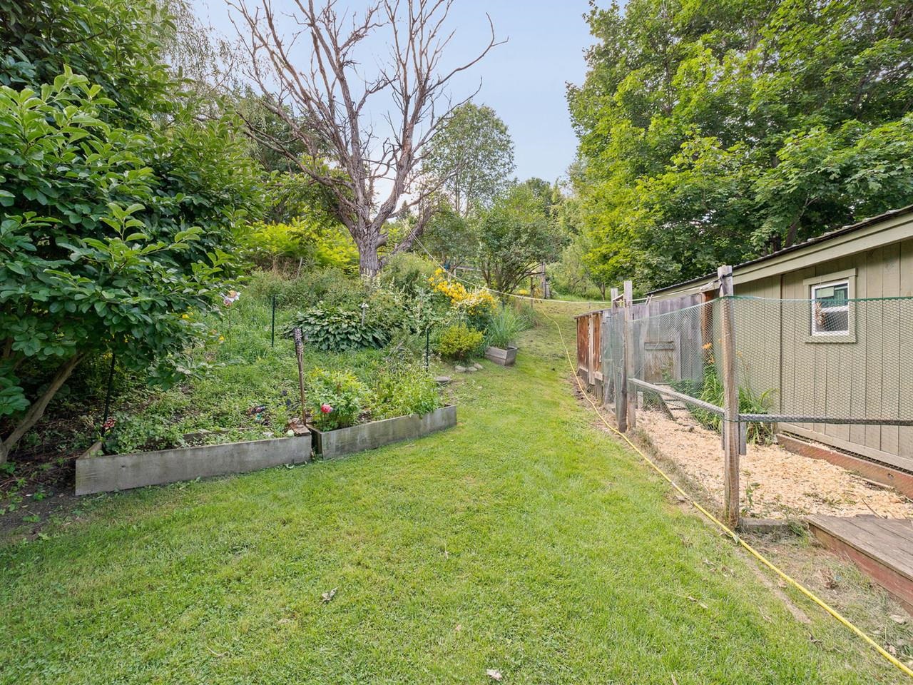 10 Kynoch Avenue Property Photo 23