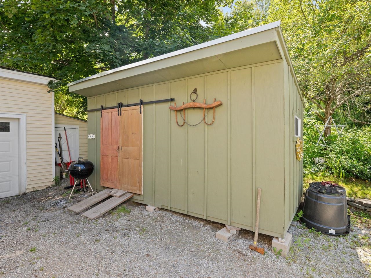 10 Kynoch Avenue Property Photo 35