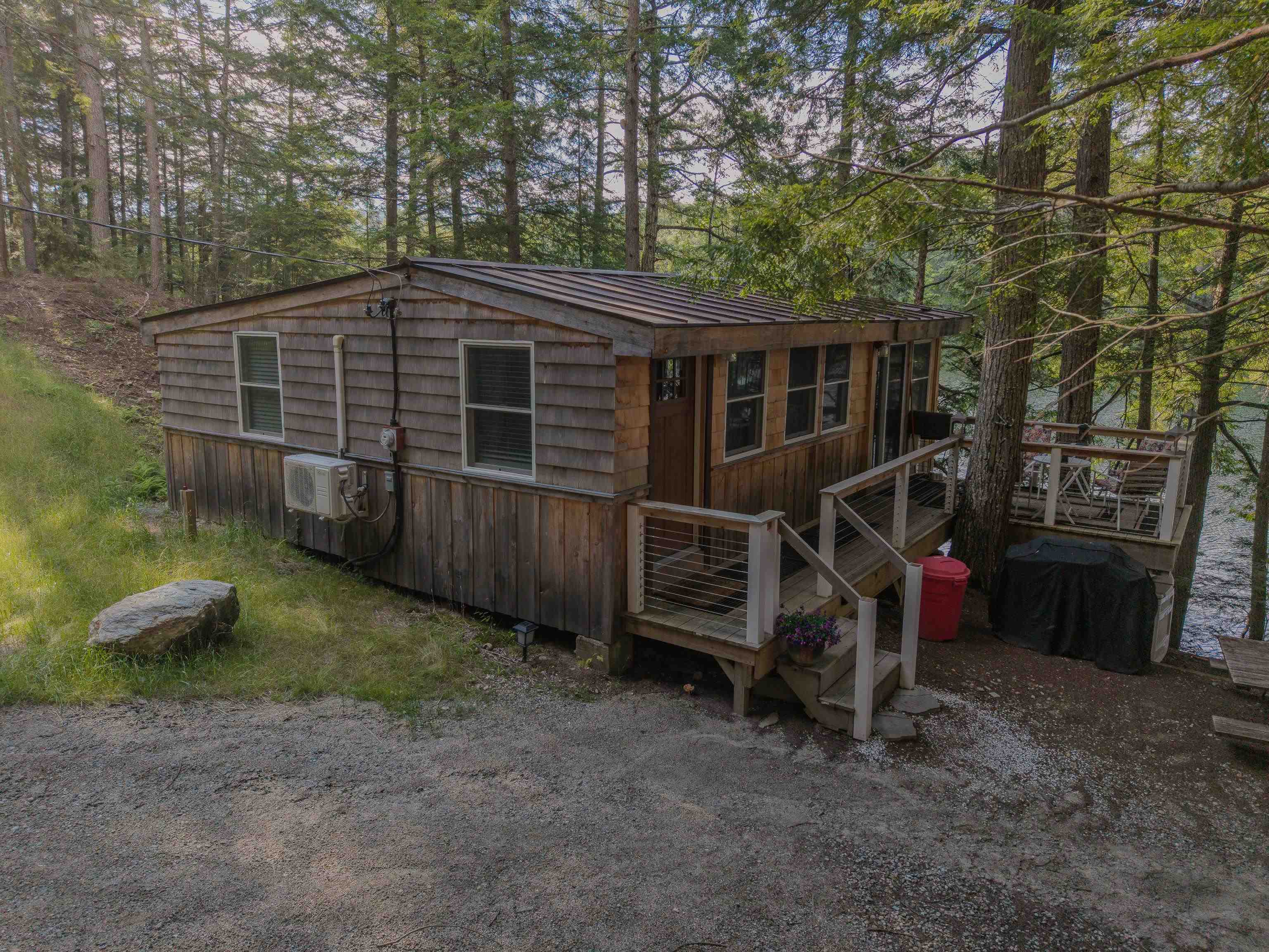 240 Poulsens Point Road Property Photo 32