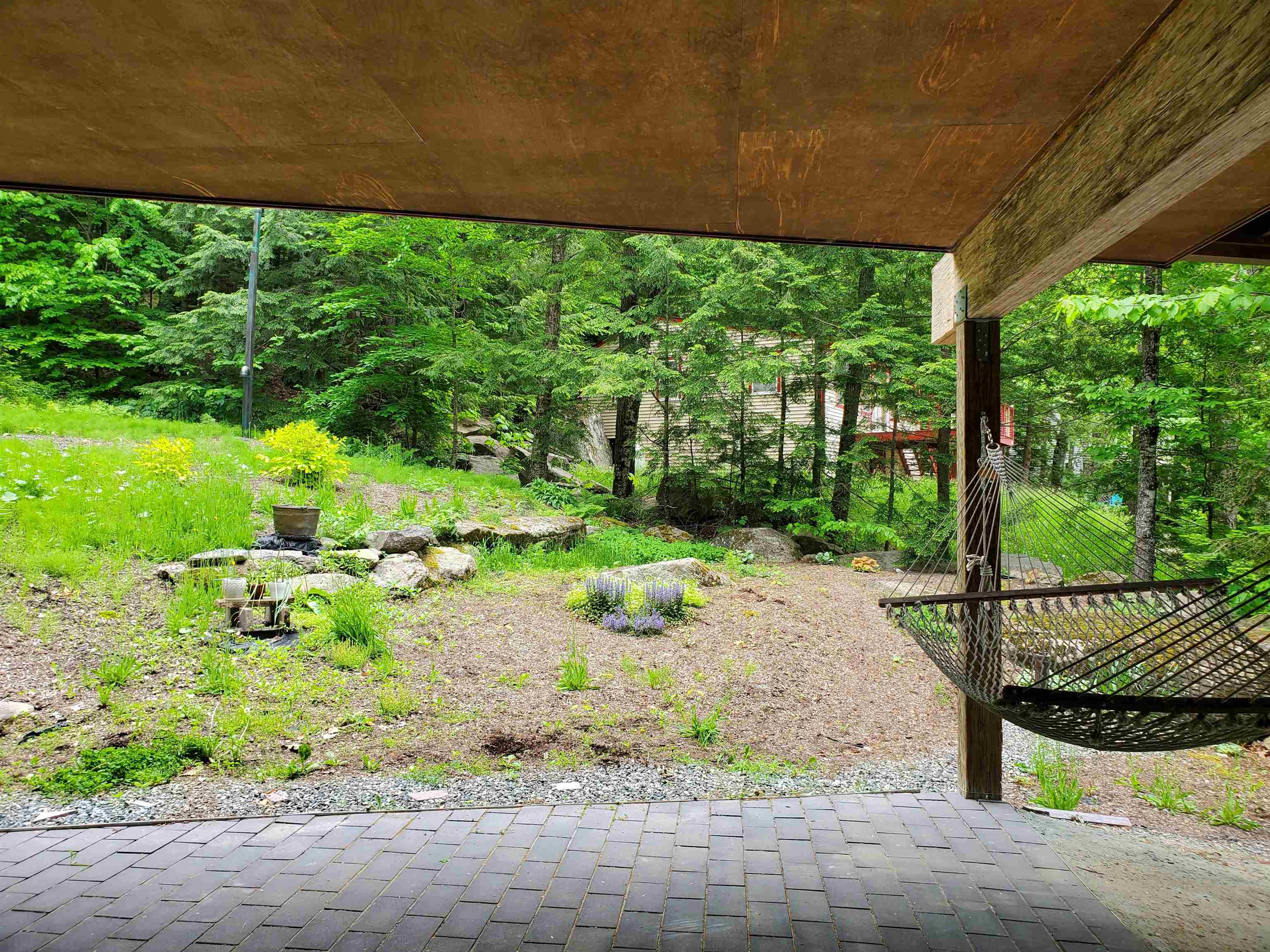 1046 Goose Pond Road Property Photo 4
