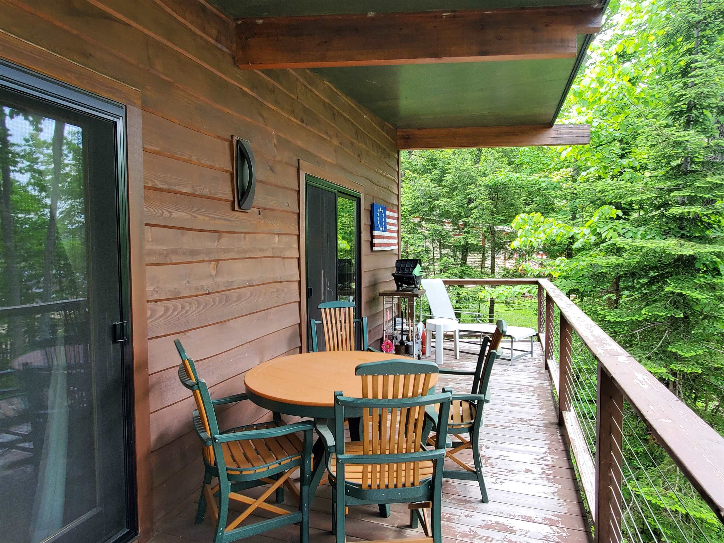 1046 Goose Pond Road Property Photo 8