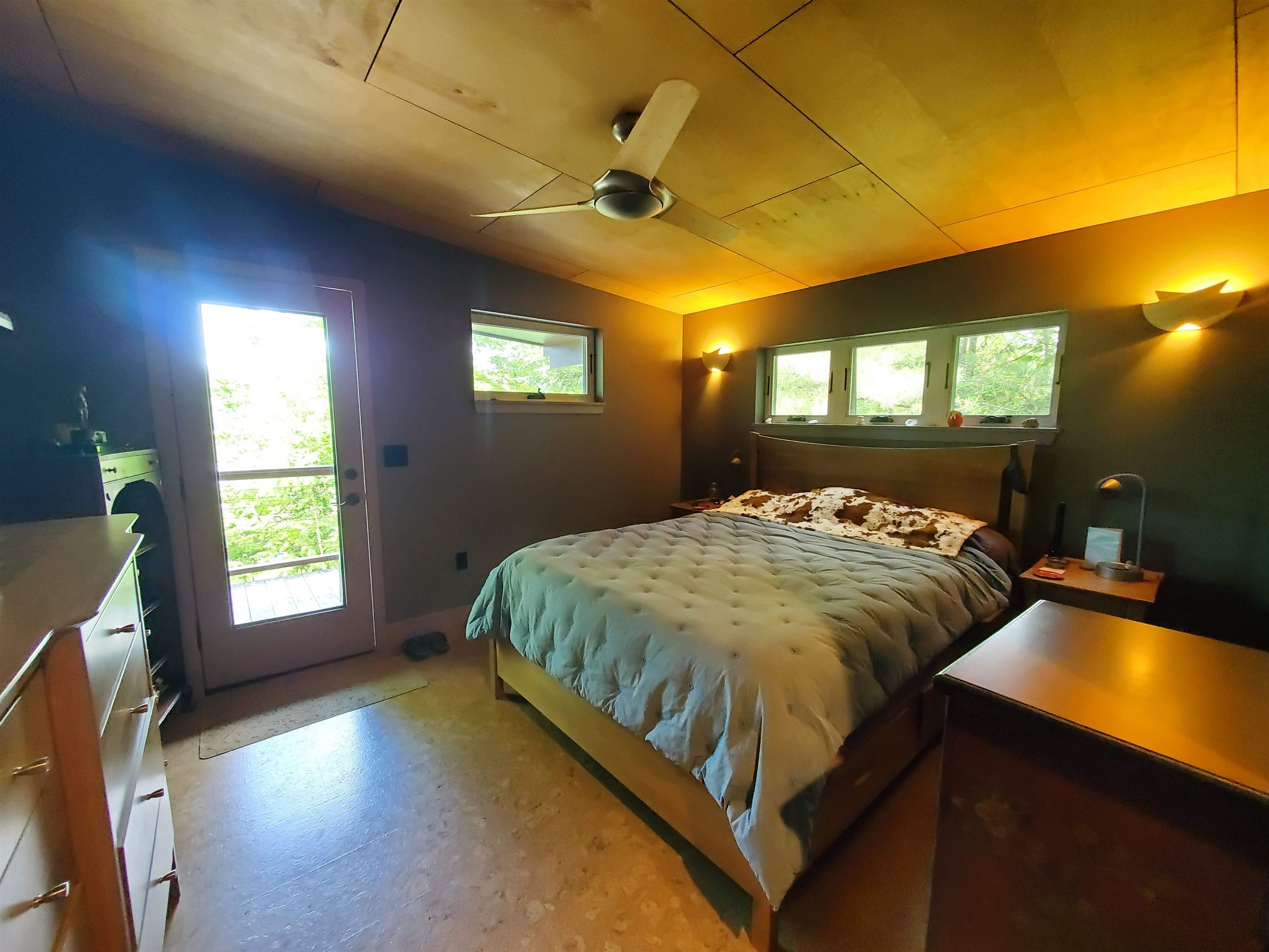 1046 Goose Pond Road Property Photo 17