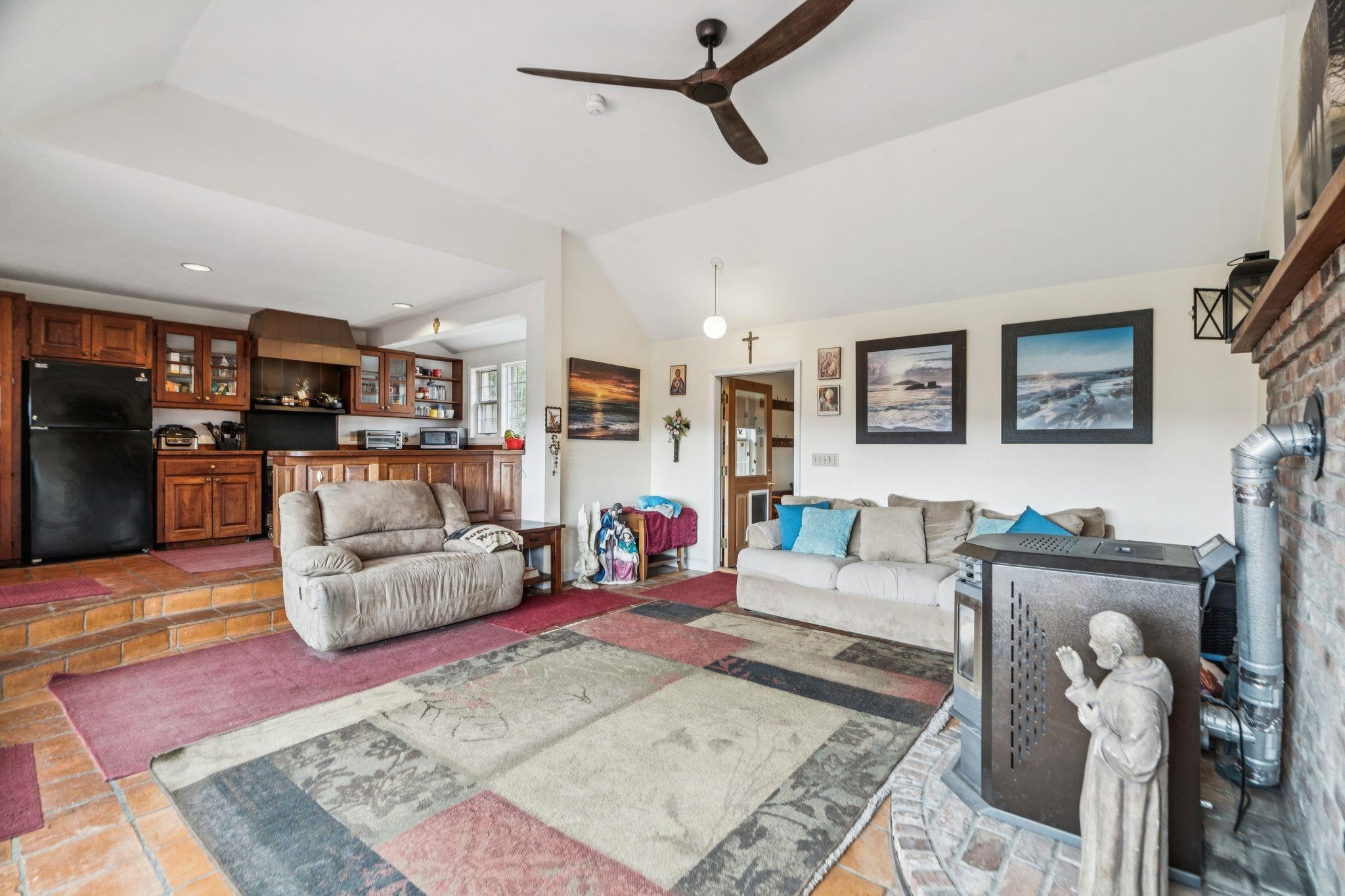 2371 Sanders Road Property Photo 17