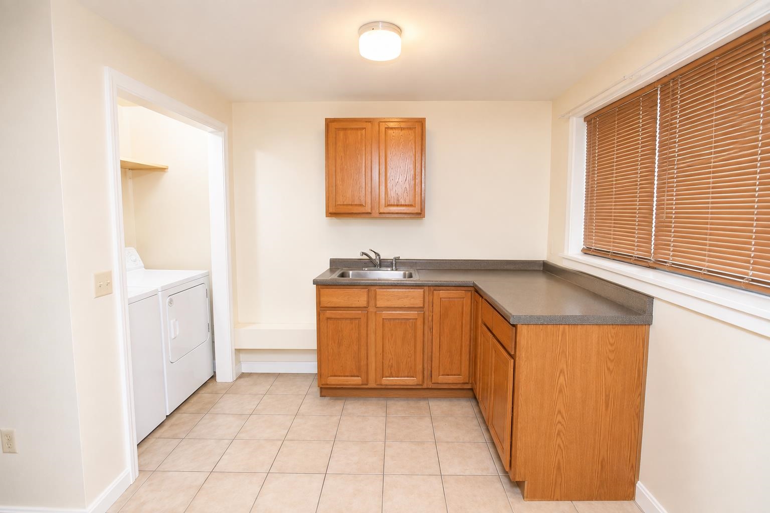 9a New Street Property Photo 12