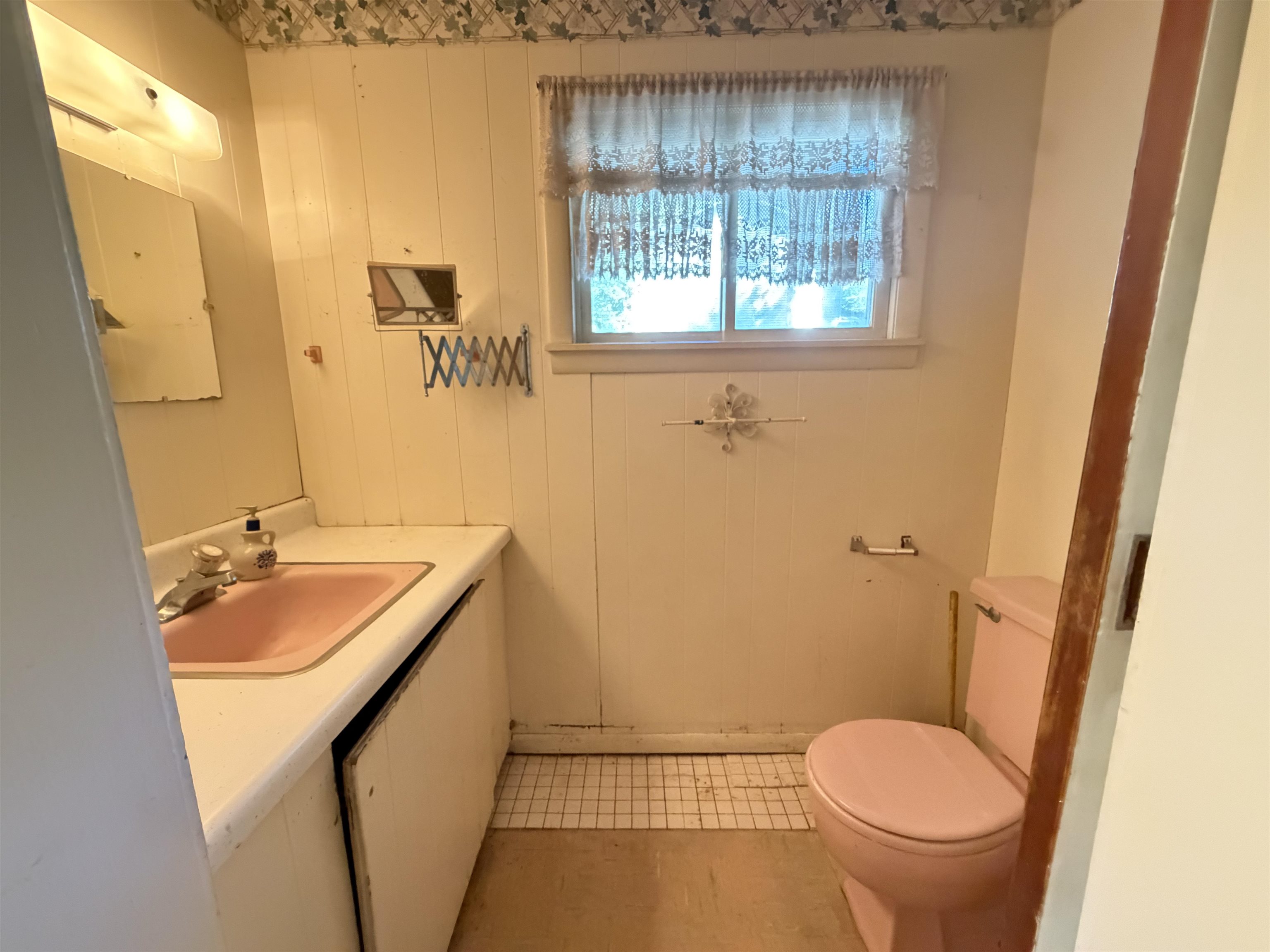 96 High Street Property Photo 18