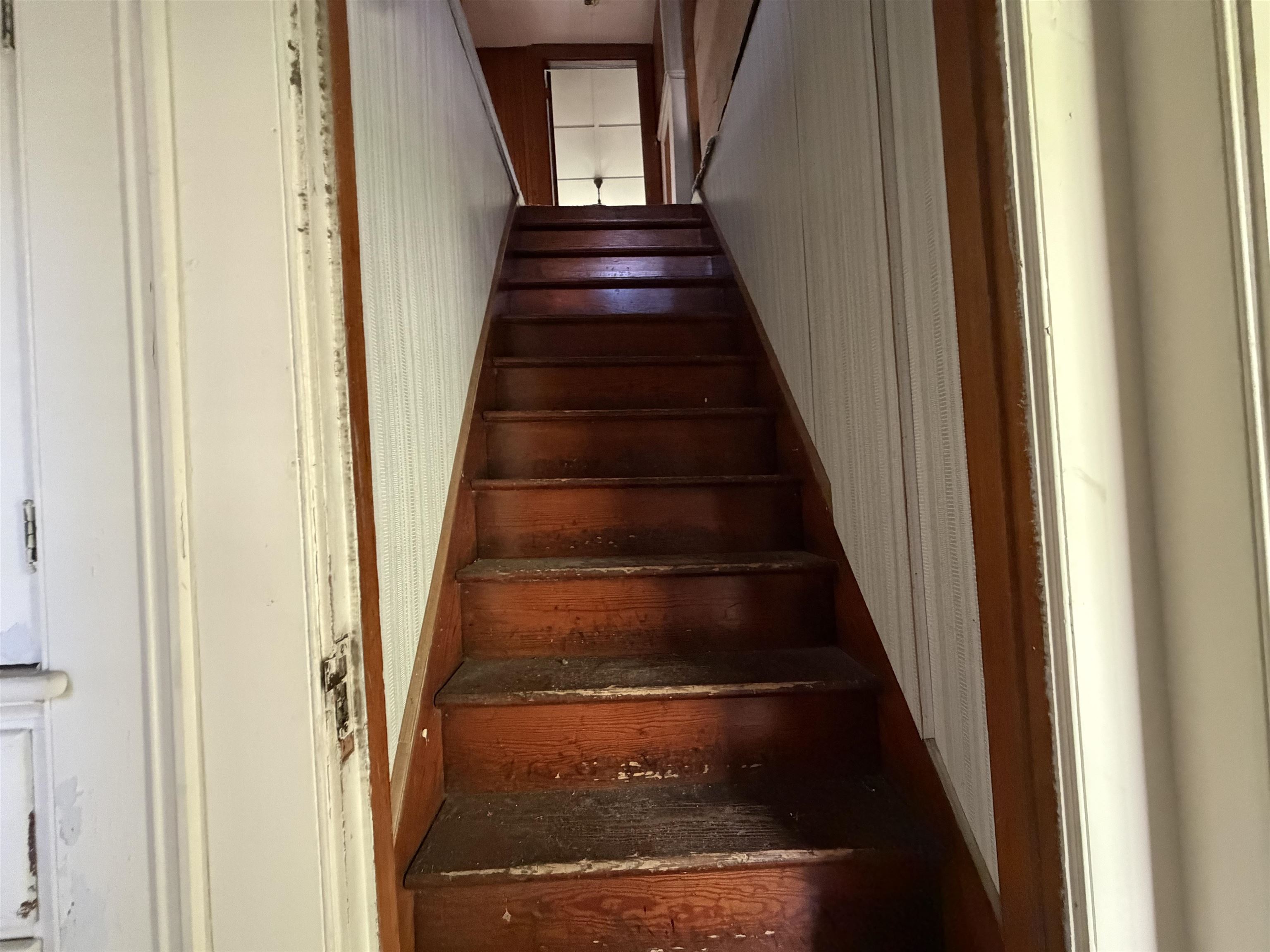 96 High Street Property Photo 32