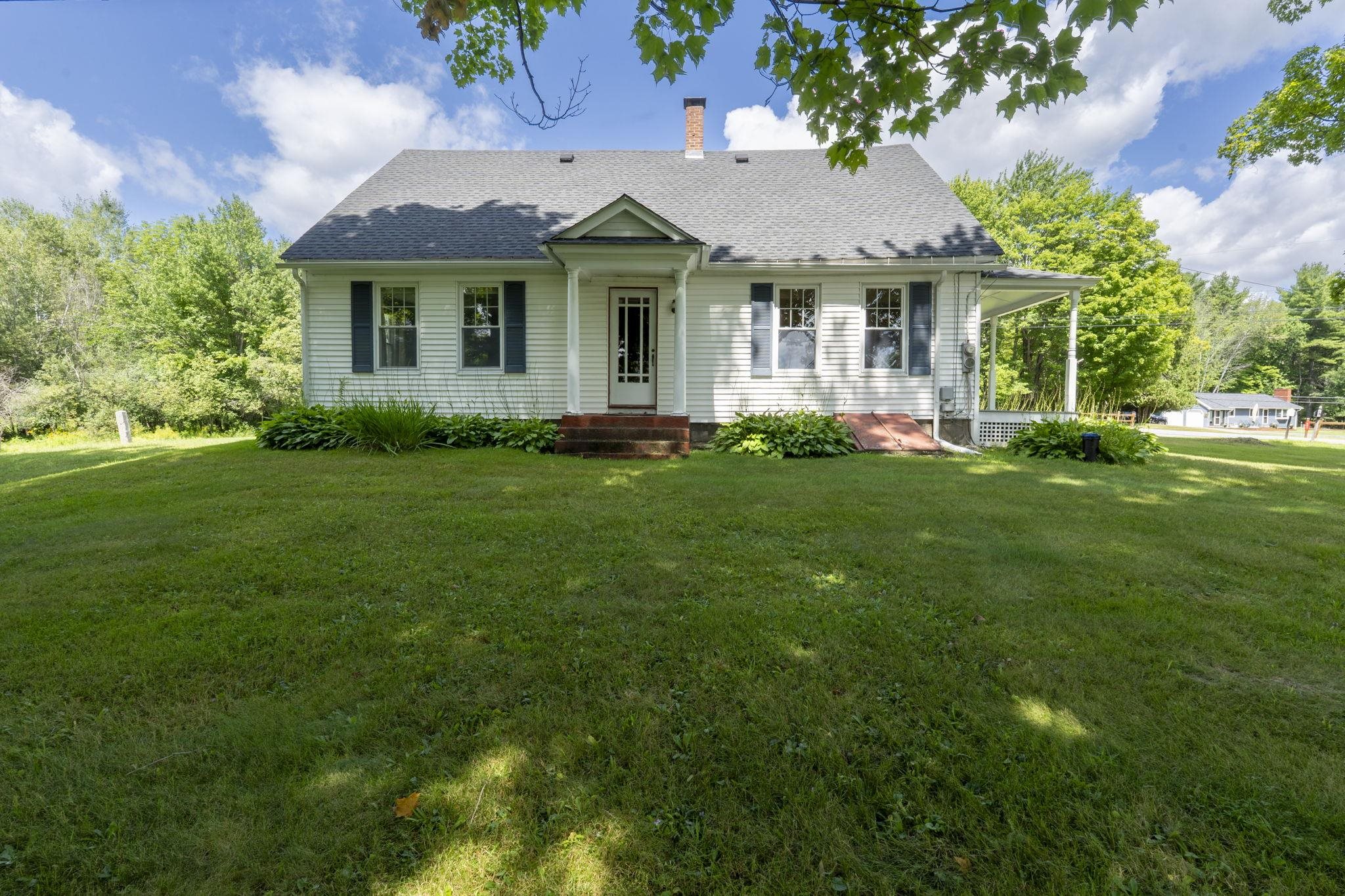 621 Bradford Road Property Photo 8