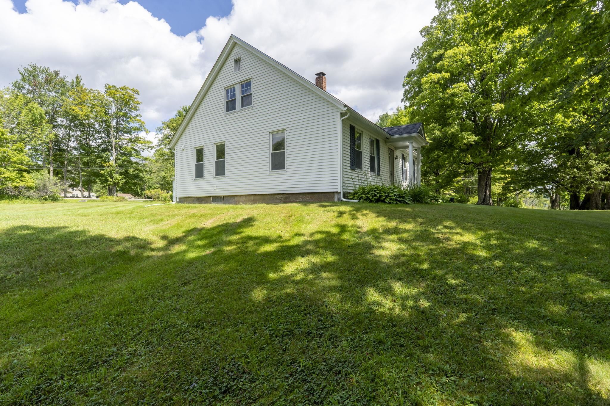 621 Bradford Road Property Photo 9